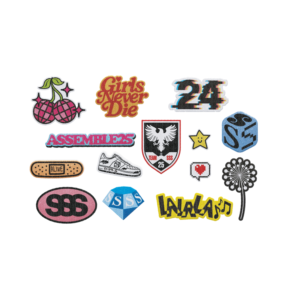 TSPCMD22 tripleS x Over The Pitch TEAM SSS ASSEMBLE 25 Wappen SET