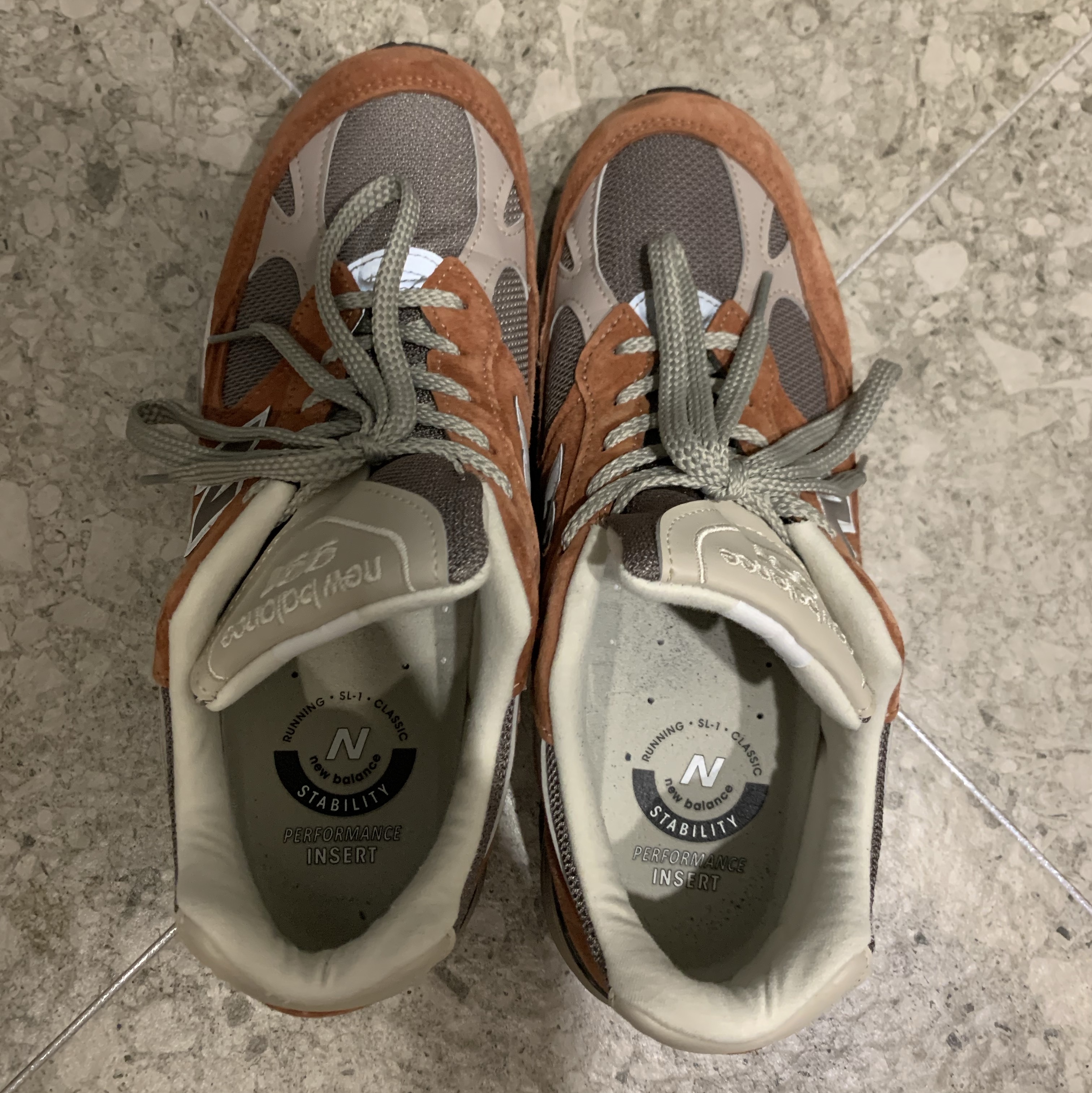 New Balance 991 Made in UK Sequoia Falcon 착용 스타일