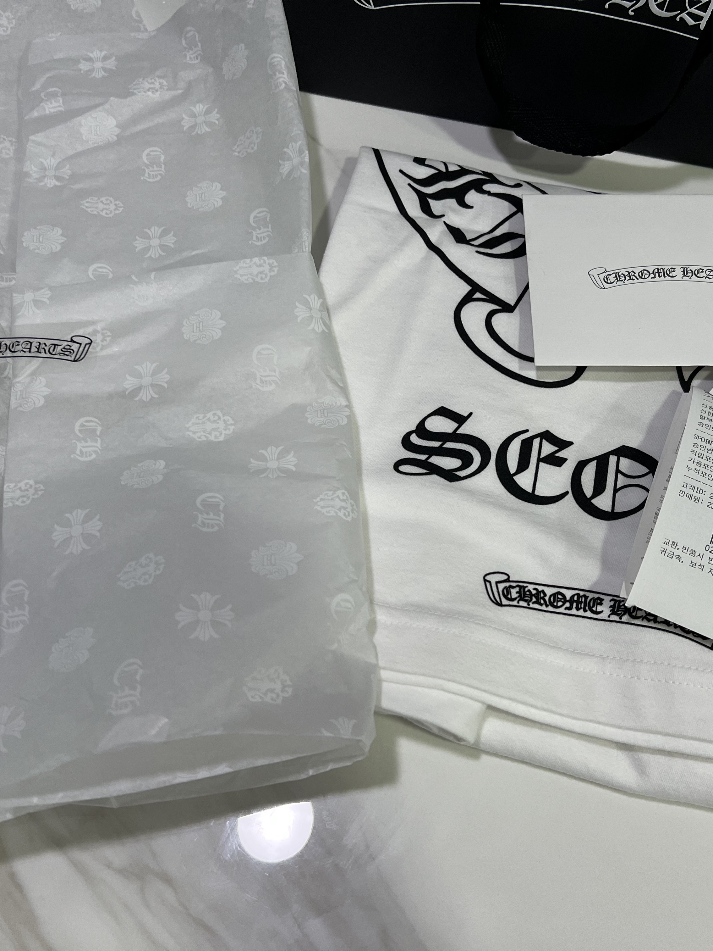 Chrome Hearts Horseshoe Logo T-Shirt White - Seoul Exclusive 착용 스타일 - 1