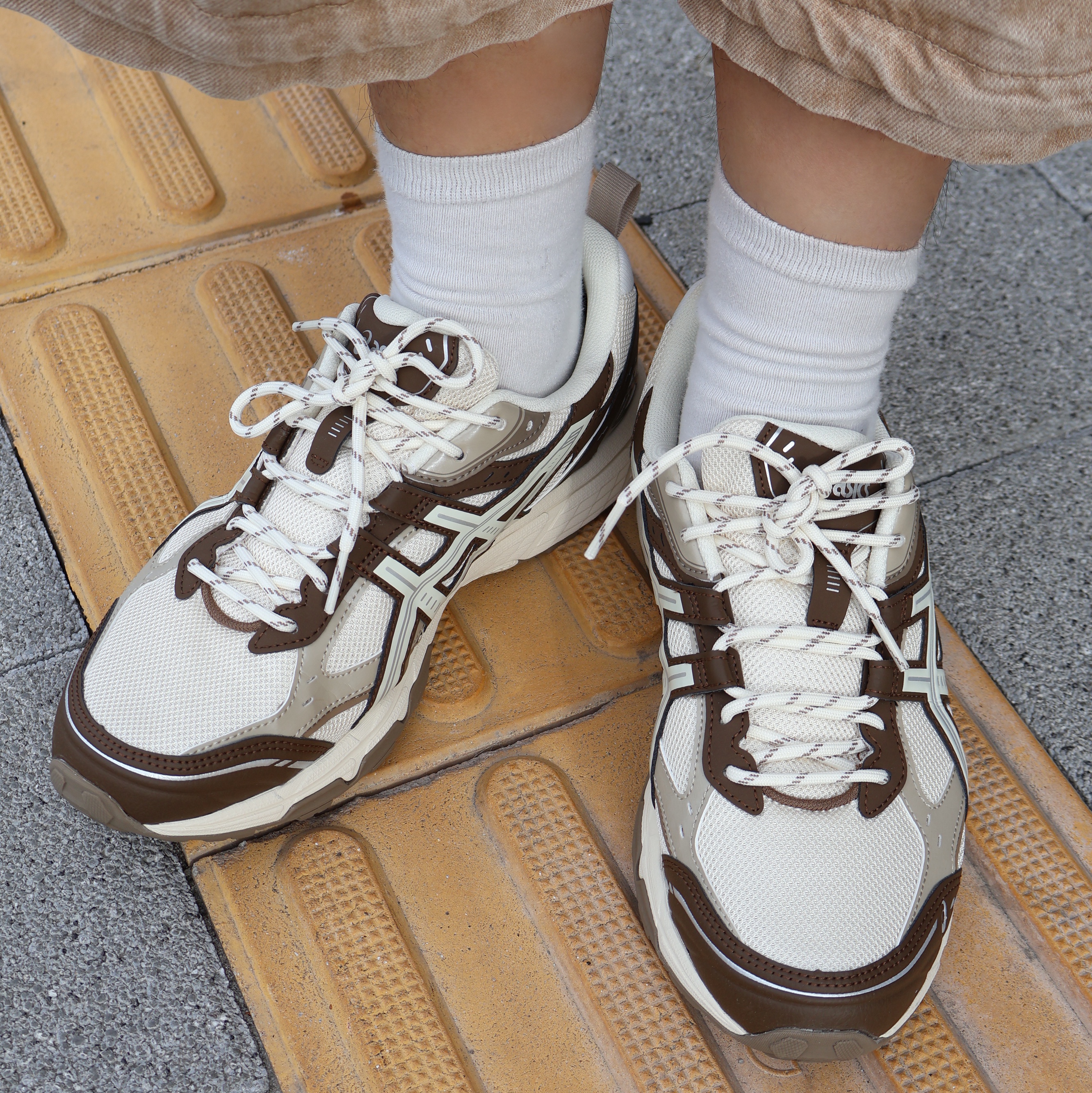 Asics Gel-Nunobiki Cream Brown Storm 착용 스타일 - 7