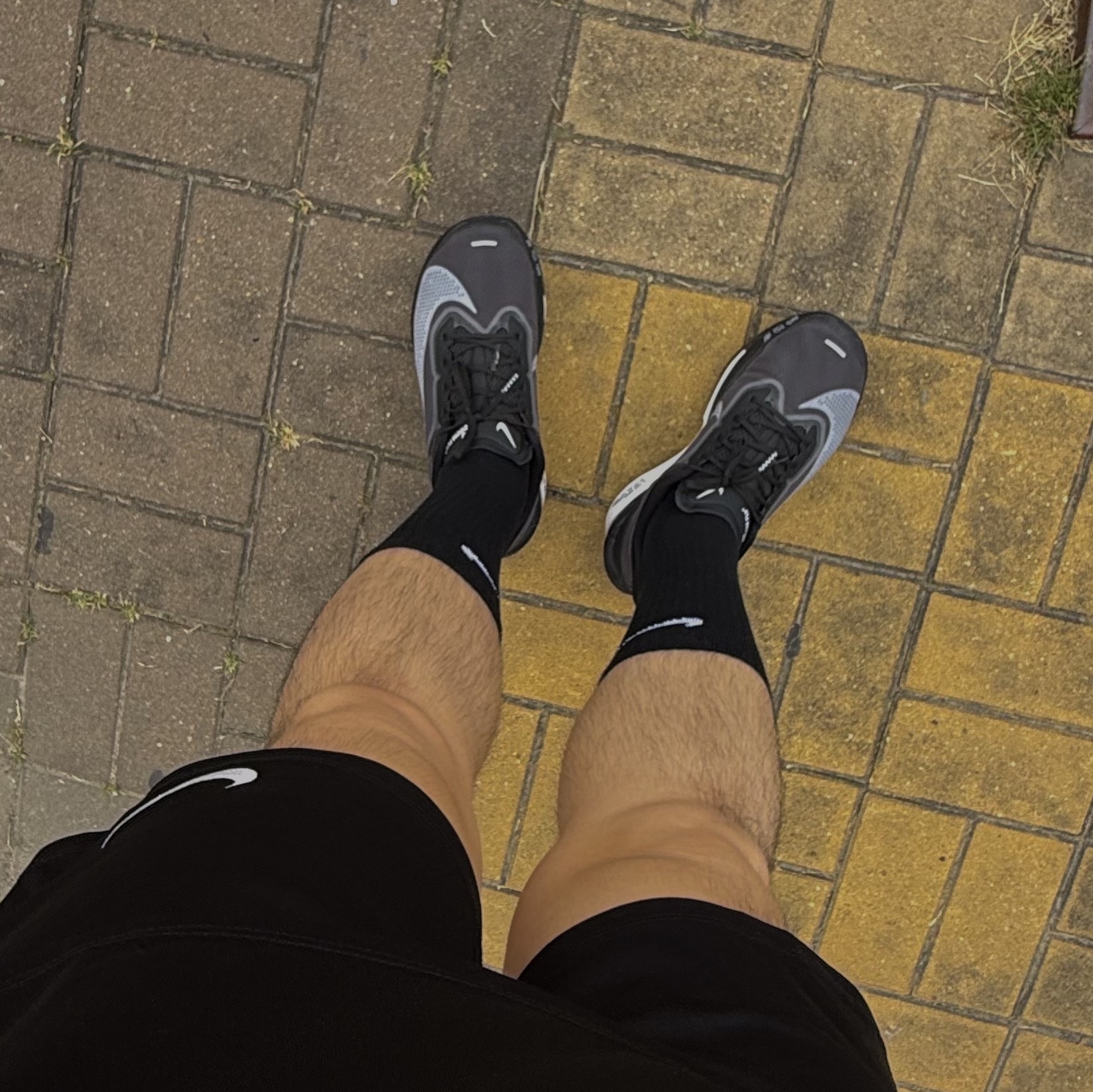 Nike Zoom Fly 6 Black Light Smoke Grey 착용 스타일