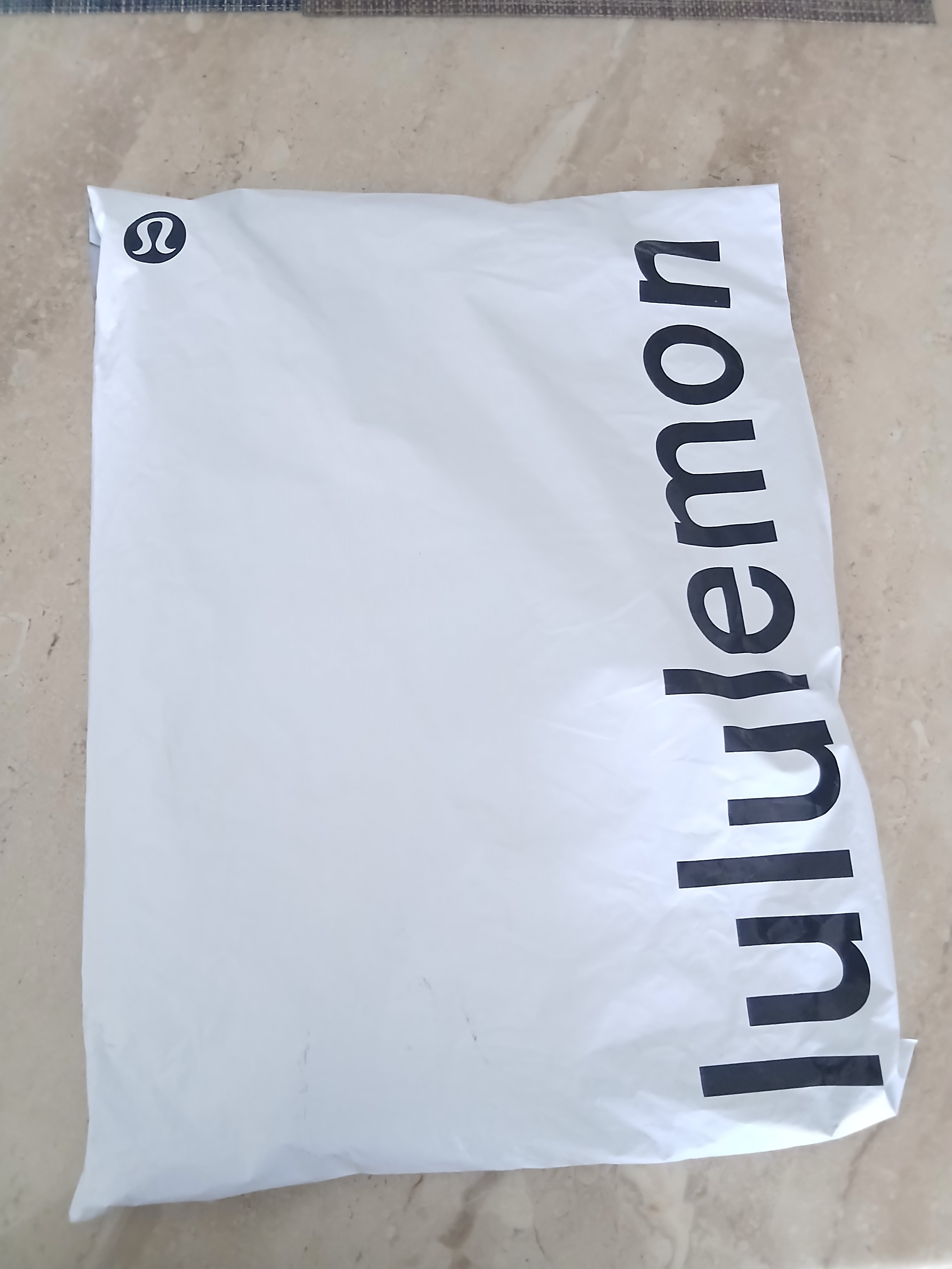 Lululemon Pace Breaker Linerless Shorts 7 Inch Black 착용 스타일 - 6