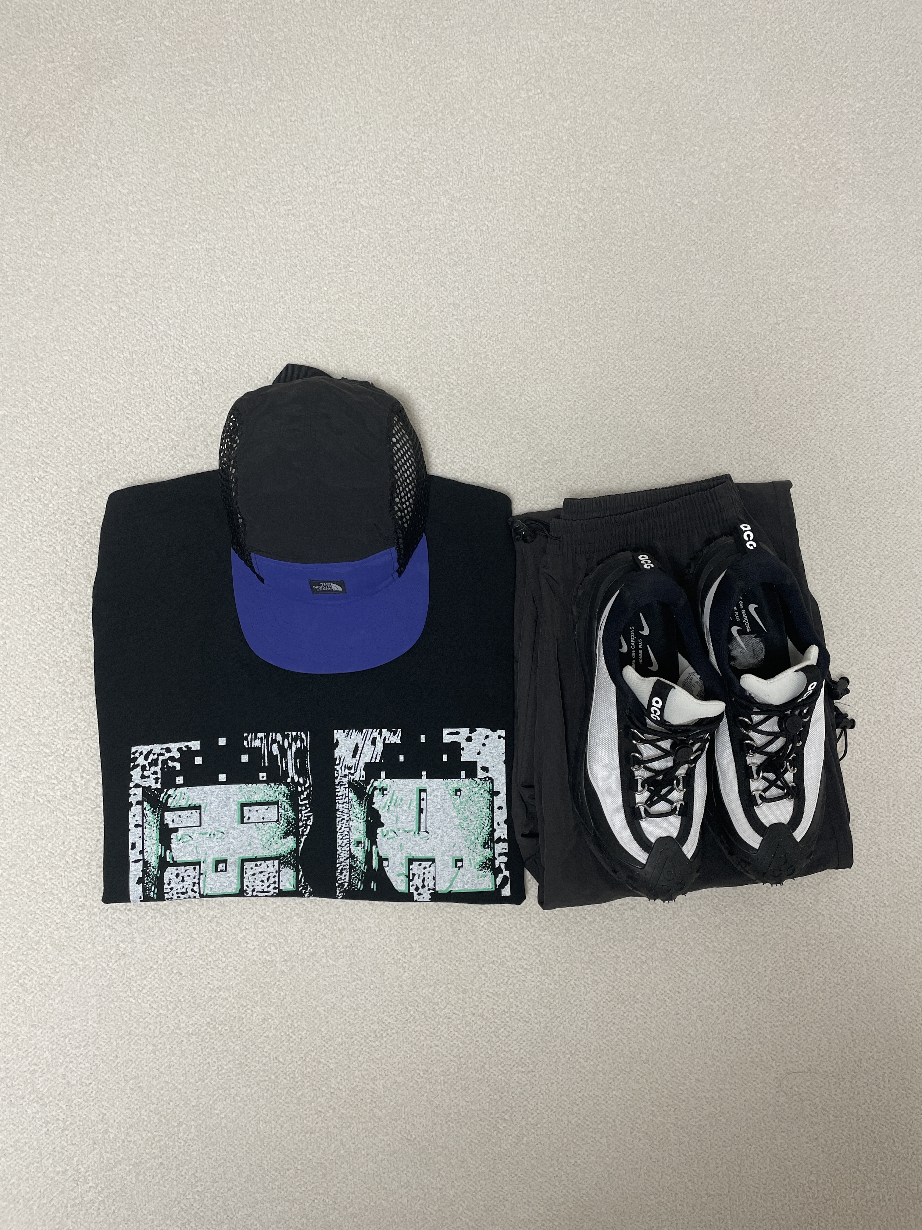 Nike x Comme des Garcons Homme Plus ACG Mountain Fly 2 Low Black White 착용 스타일 - 1