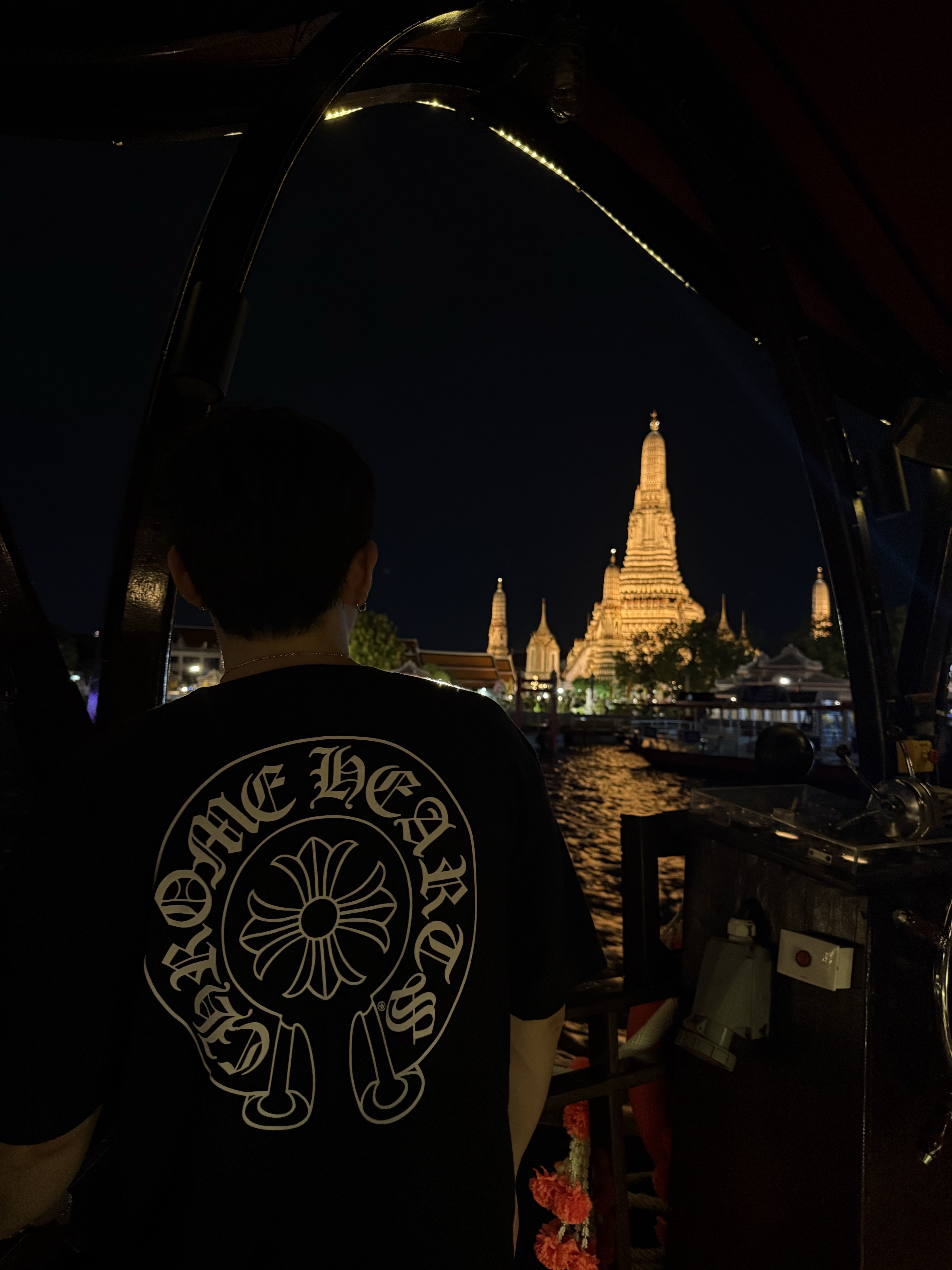 Chrome Hearts Horseshoe Logo Pocket T-Shirt Black 착용 스타일 - 2