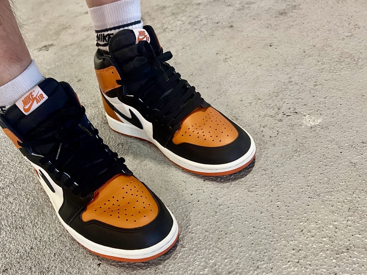 Jordan 1 Retro High OG Shattered Backboard 착용 스타일