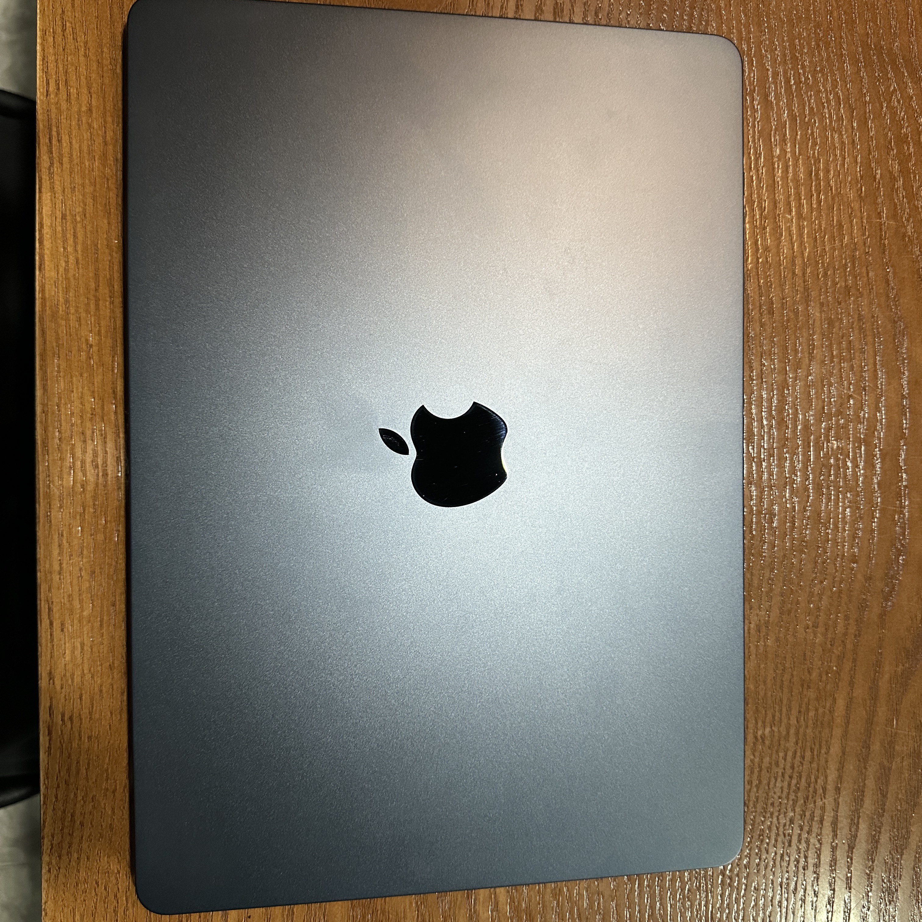 Apple 2024 MacBook Pro 14 M4 Pro 512GB SSD / 24GB RAM Space Black (Korean Ver.) 착용 스타일