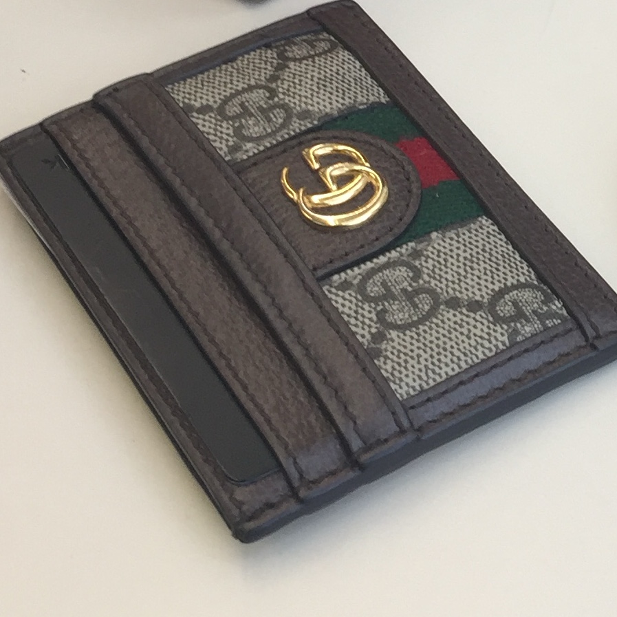 Gucci Ophidia GG Card Case Beige Ebony 착용 스타일 - 3