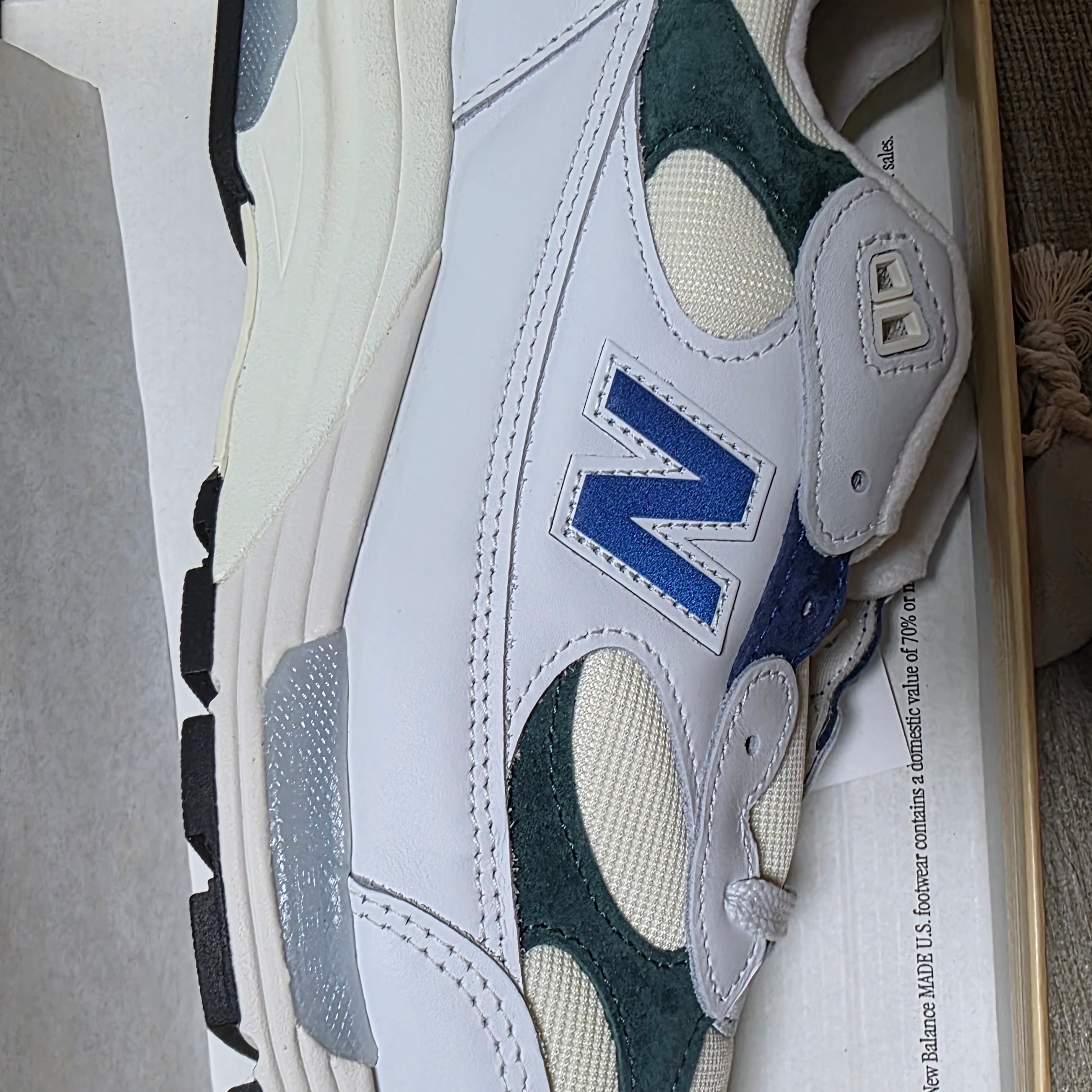 New Balance 992 Made in USA Marsh Green 착용 스타일