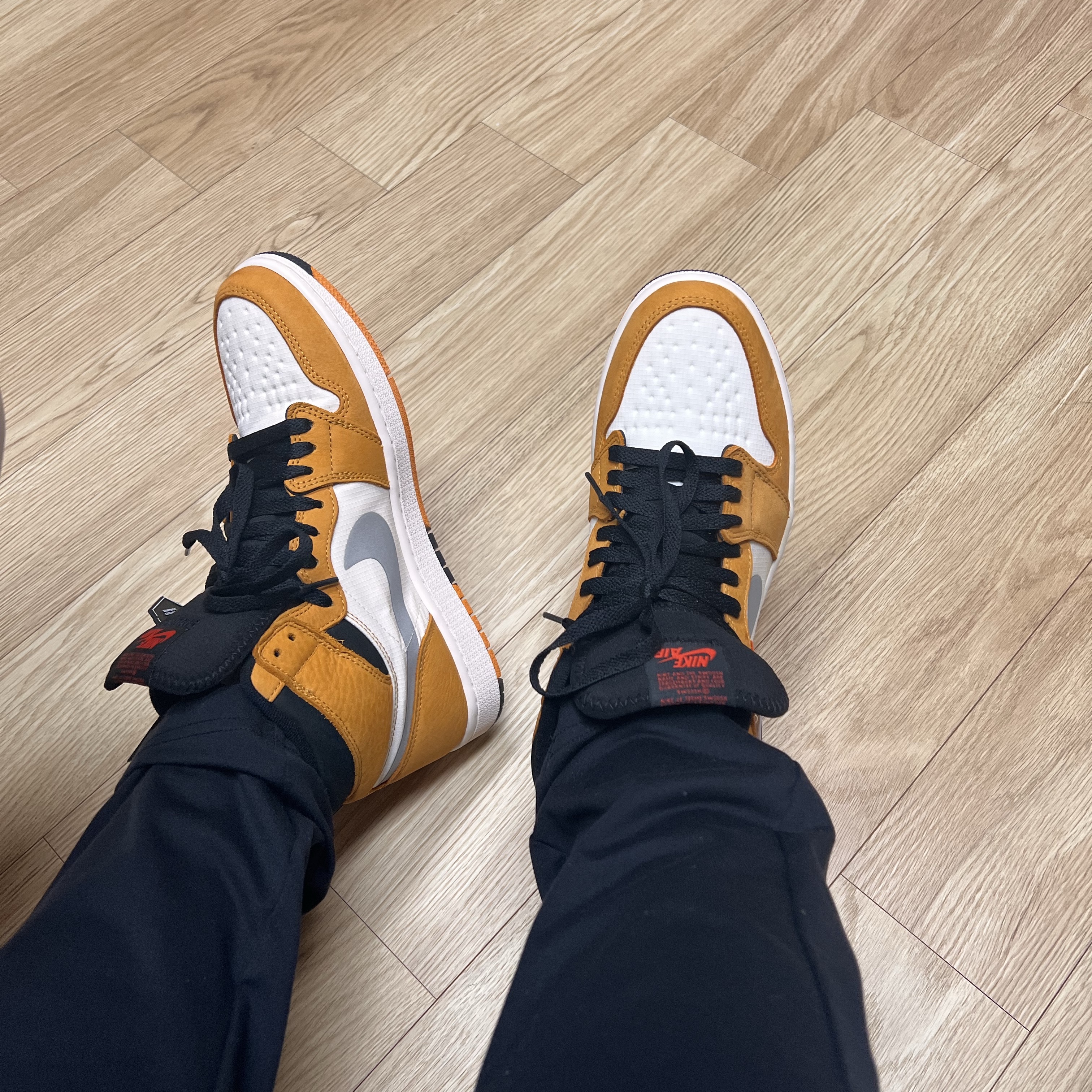 Jordan 1 Element Gore-Tex Light Curry 착용 스타일 - 3