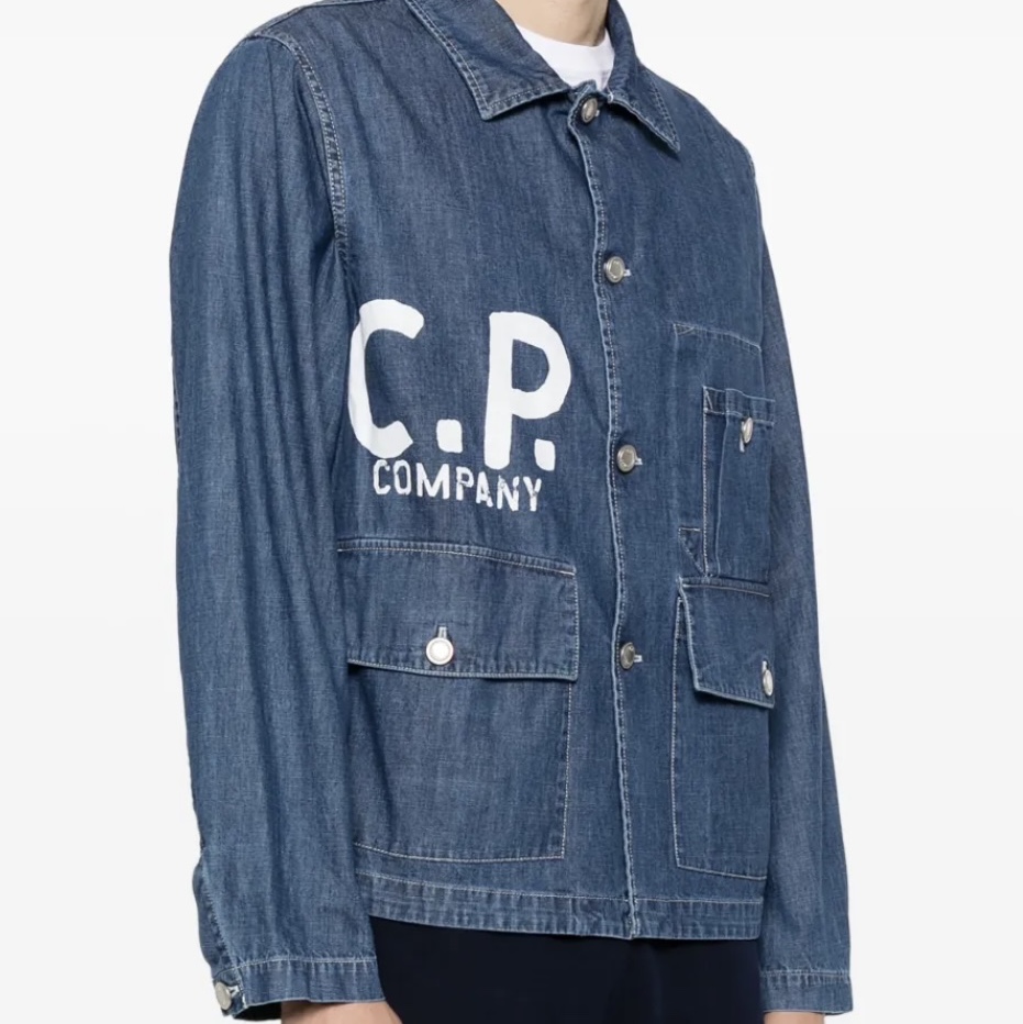 C.P. Company Logo Print Denim Jacket Stone Bleach - 24SS 착용 스타일 - 4