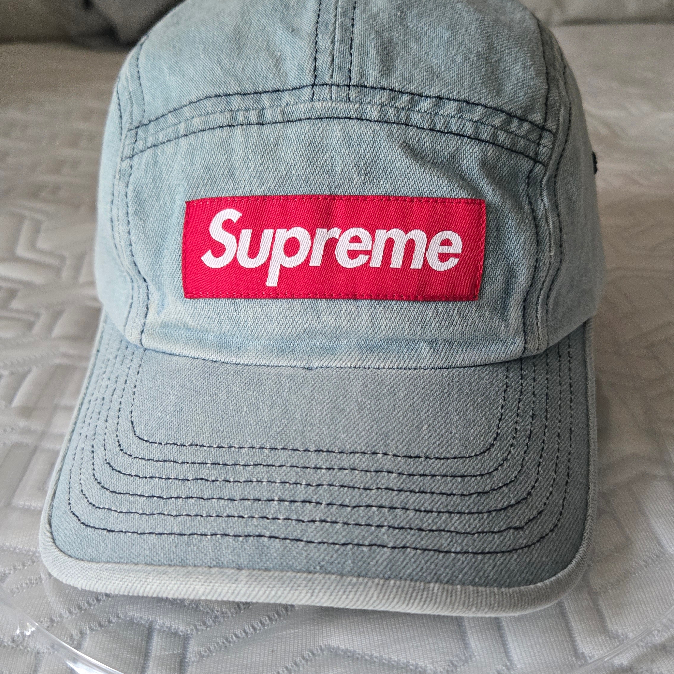 Supreme Denim Camp Cap Washed Blue - 22FW 착용 스타일 - 2