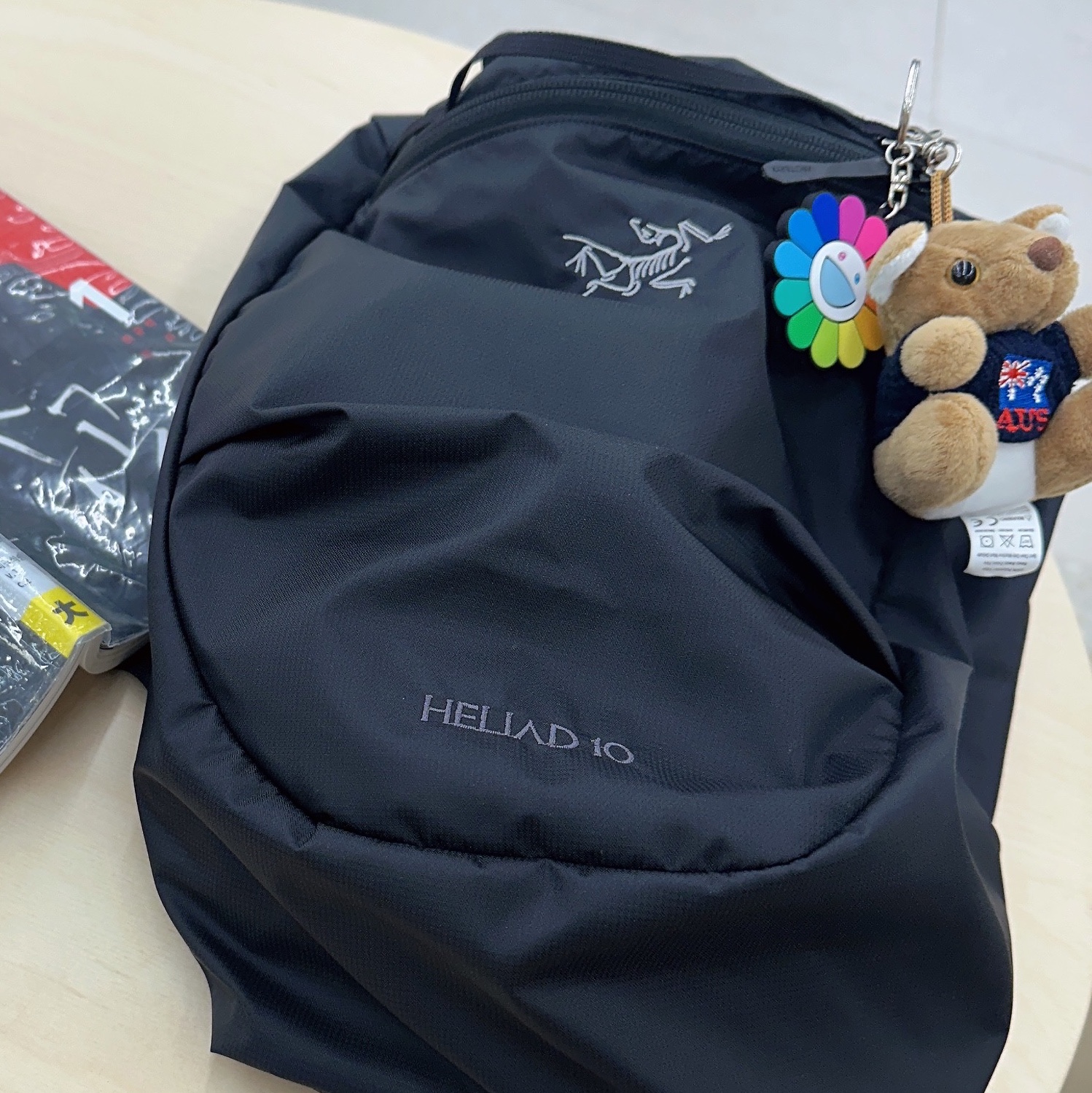Kaikai Kiki Flower Rubber Keyring Rainbow White, Arc'teryx Heliad 10 Backpack Black 착용 스타일