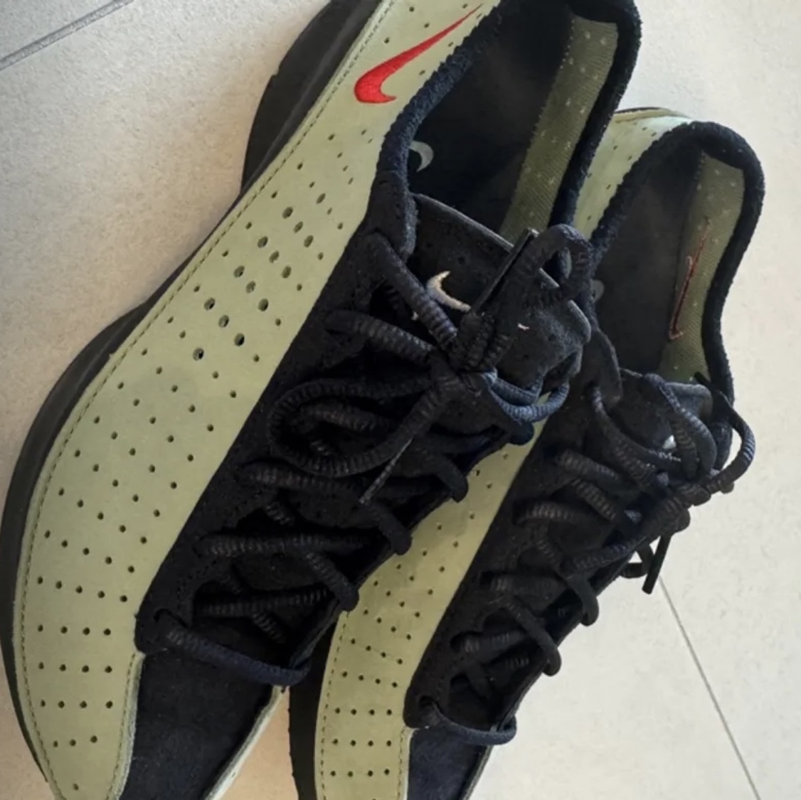 (W) Nike Air Superfly Oil Green Black 착용 스타일