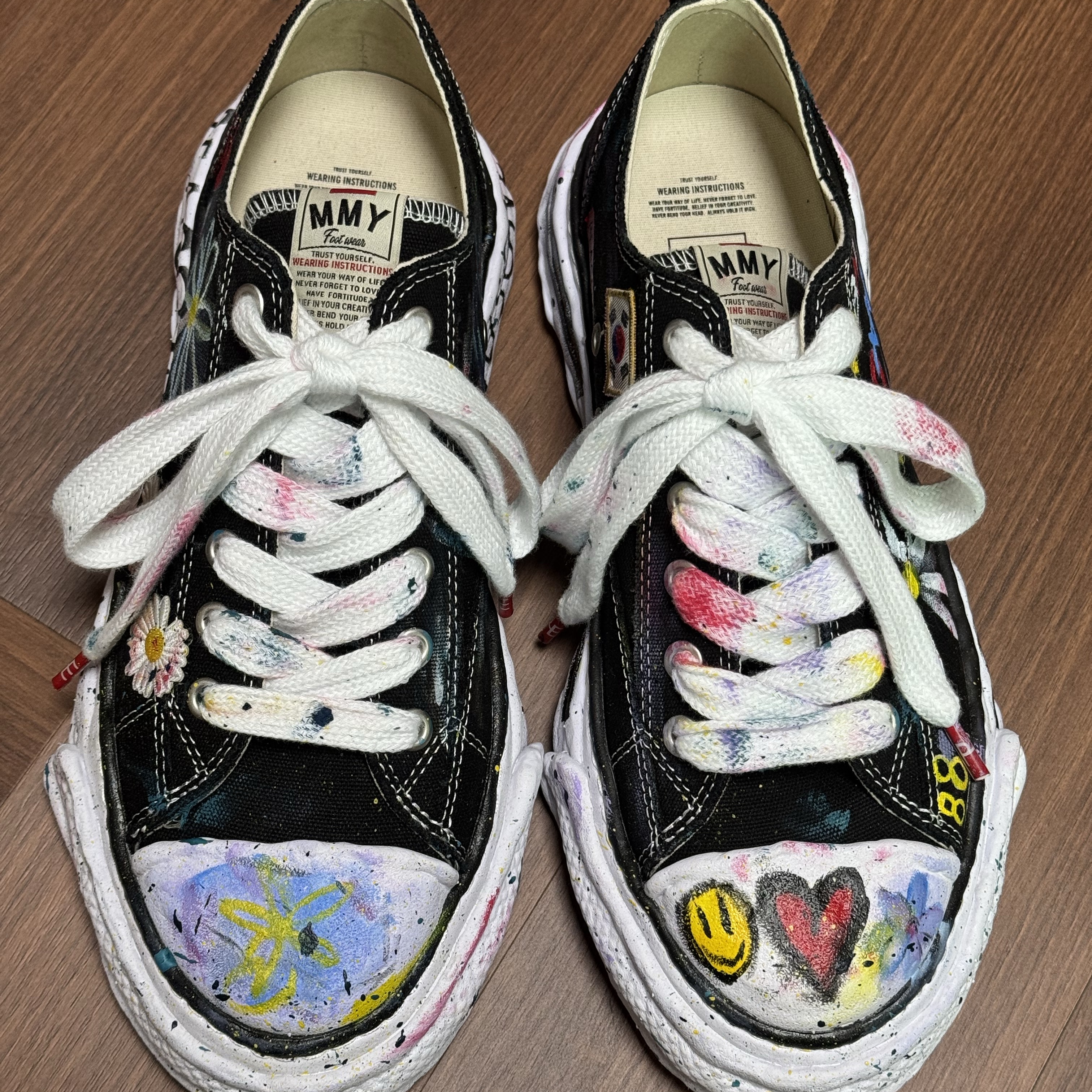 Maison Mihara Yasuhiro Peterson OG Sole Canvas Low Sneakers Black 착용 스타일 - 1