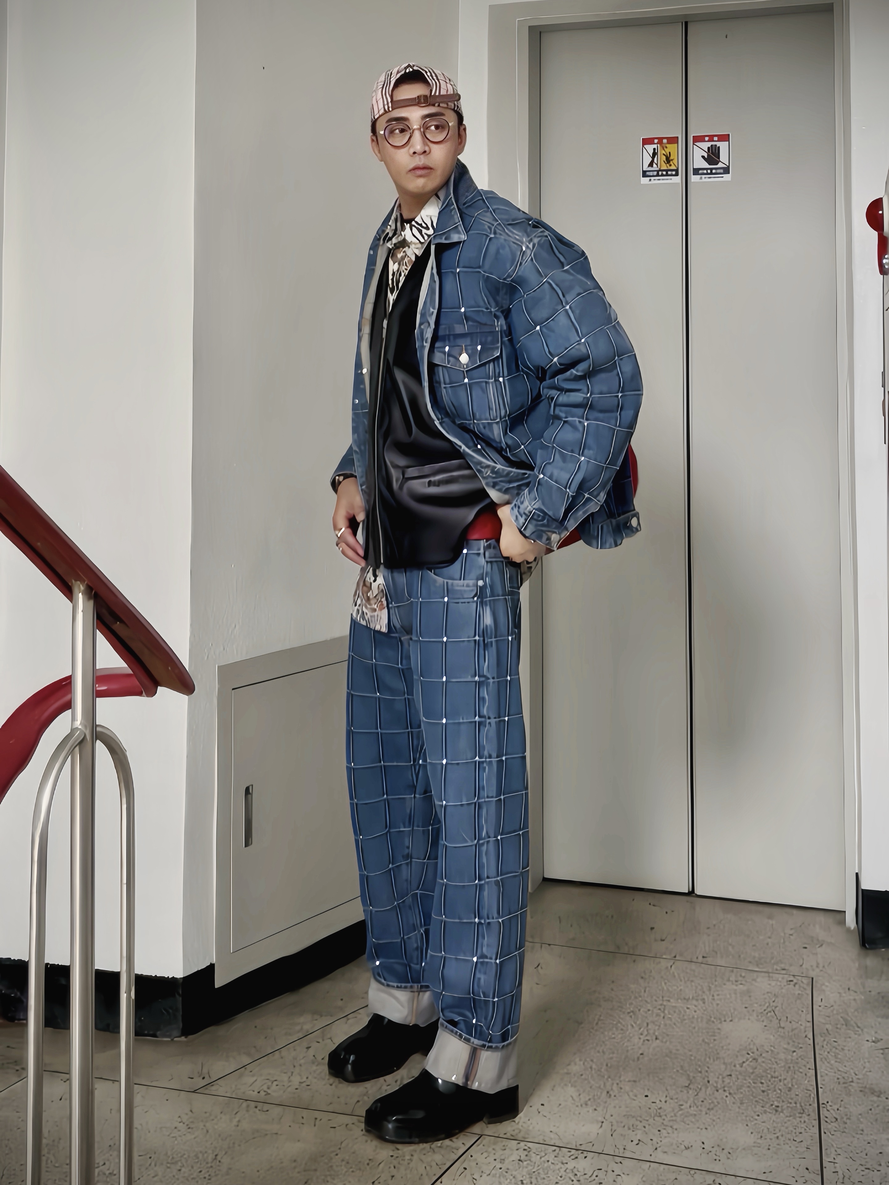 Supreme x Burberry Denim 6-Panel Pink - 22SS, Supreme x Nike ACG Jersey Black - 22FW 착용 스타일