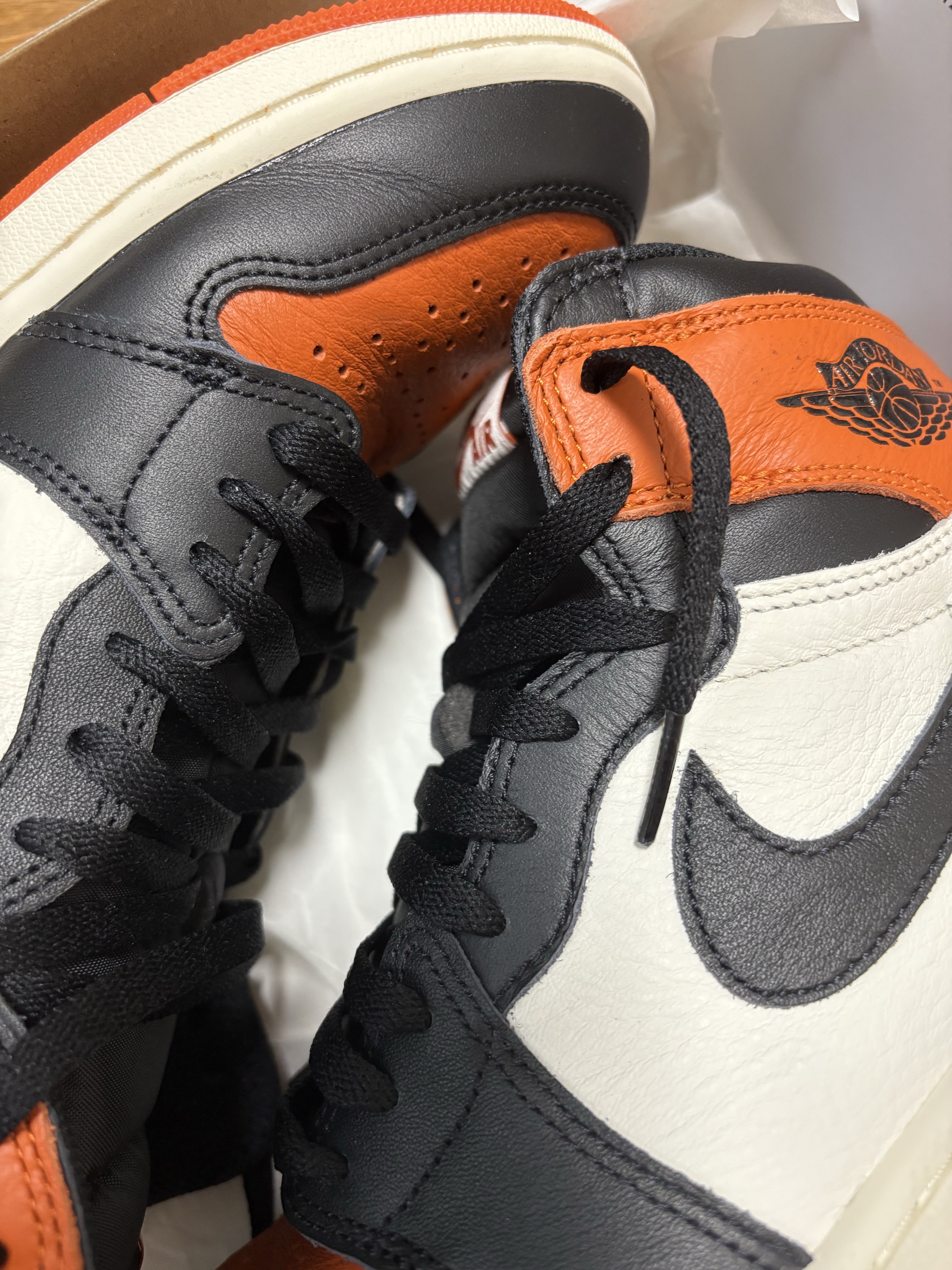 Jordan 1 Retro High OG Shattered Backboard 착용 스타일 - 2