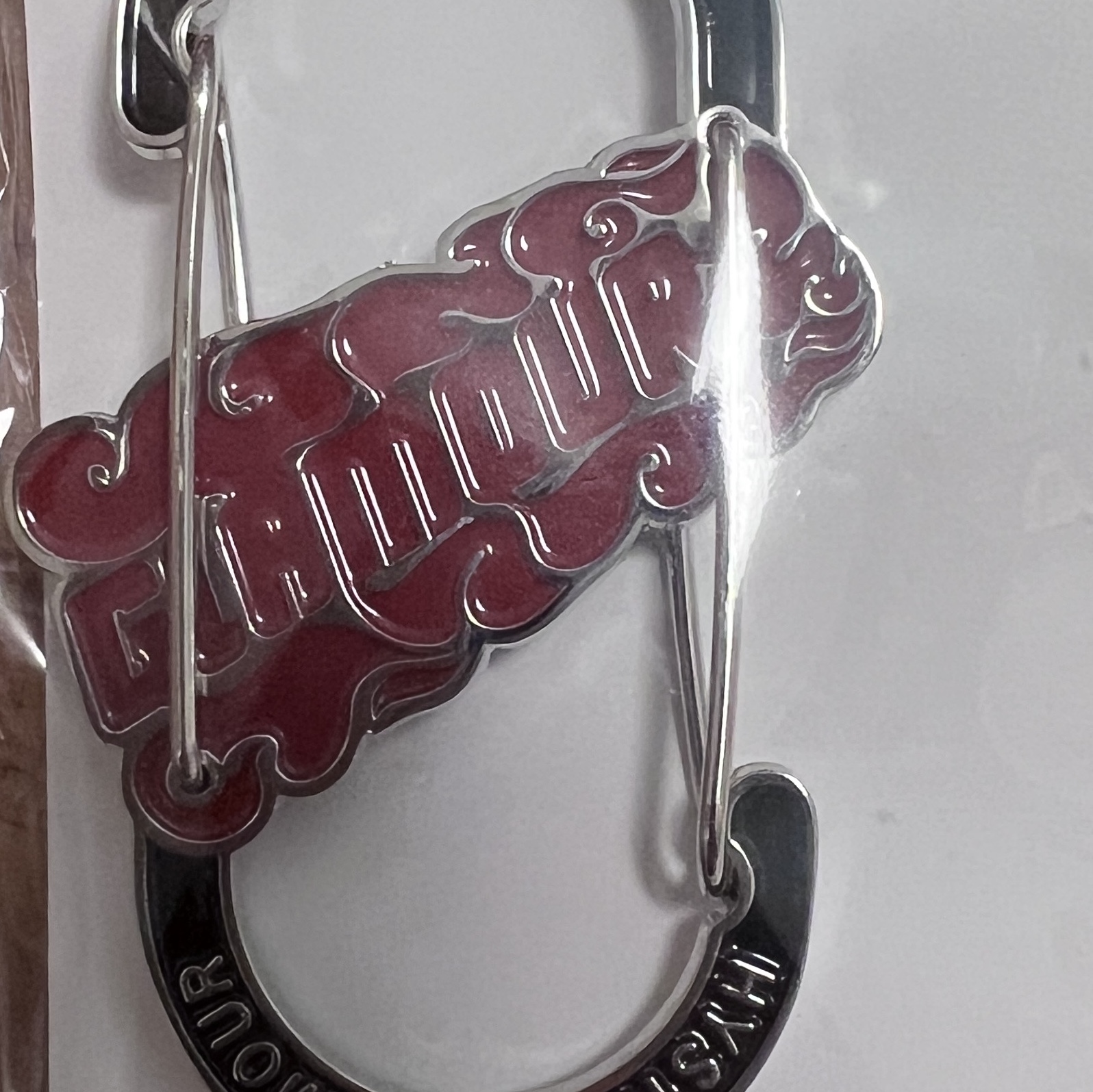 Hysteric Glamour Flame Logo Carabiner Keychain Black 착용 스타일