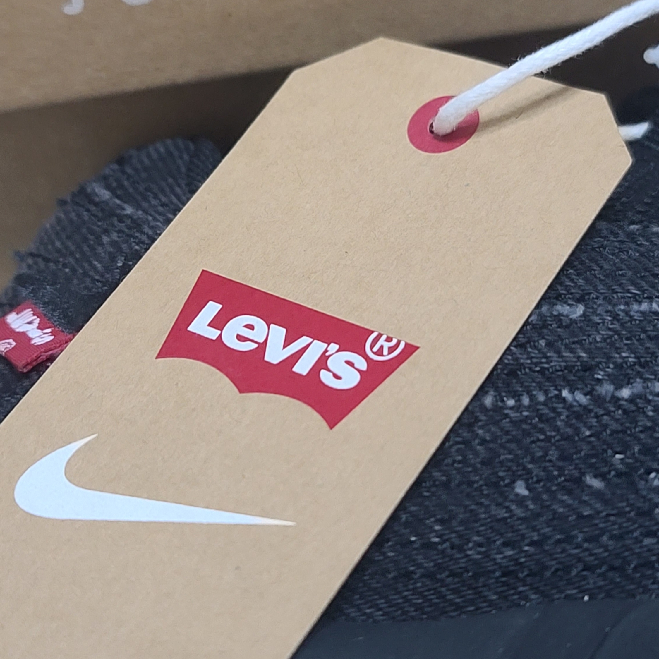 Nike x Levi's Air Max 95 Black 착용 스타일 - 4