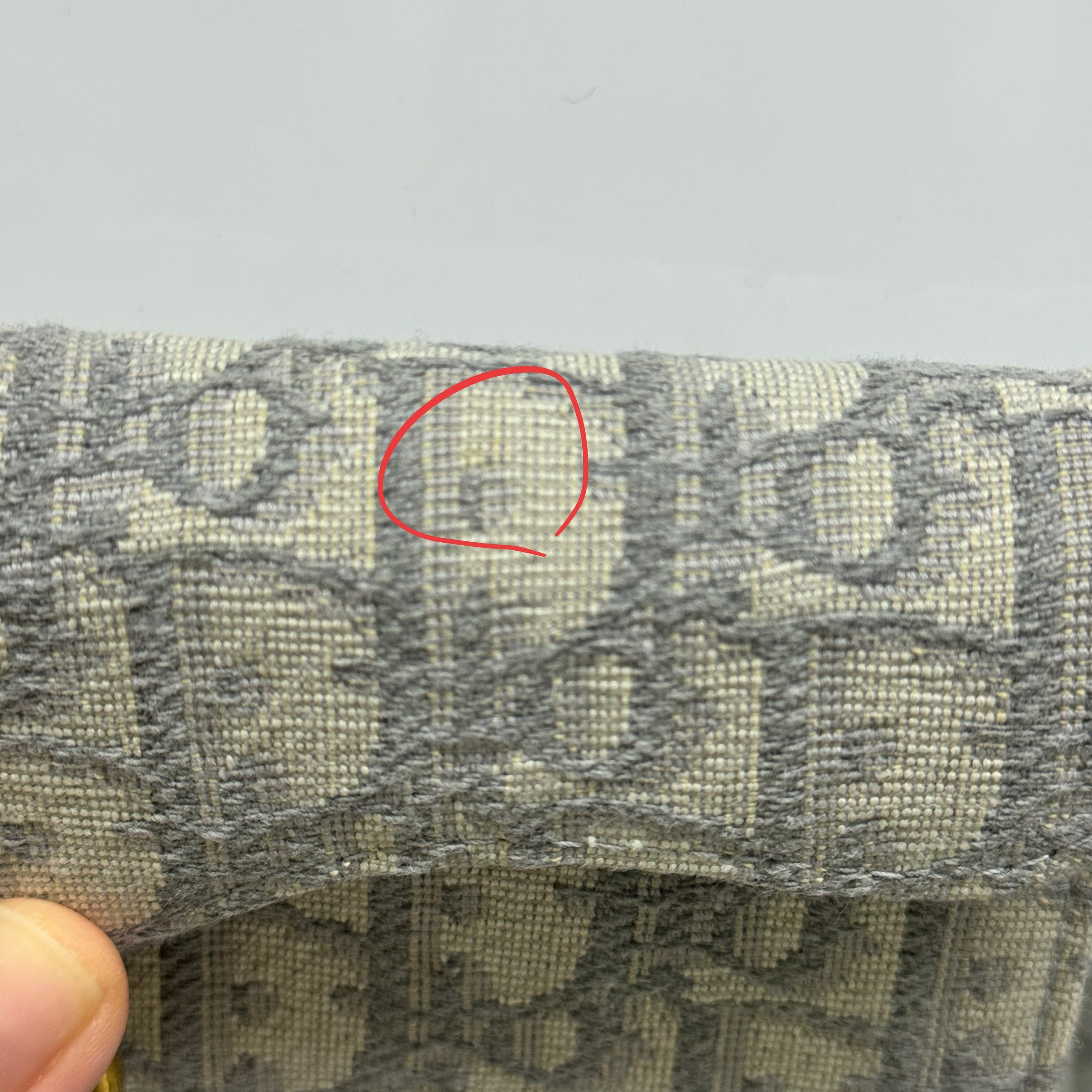 Dior Saddle Flap Card Holder Grey Dior Oblique Jacquard 착용 스타일 - 1
