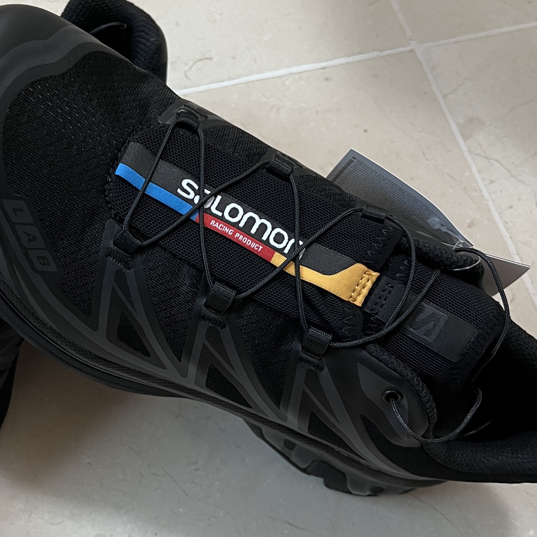 Salomon XT-6 ADV Black 착용 스타일