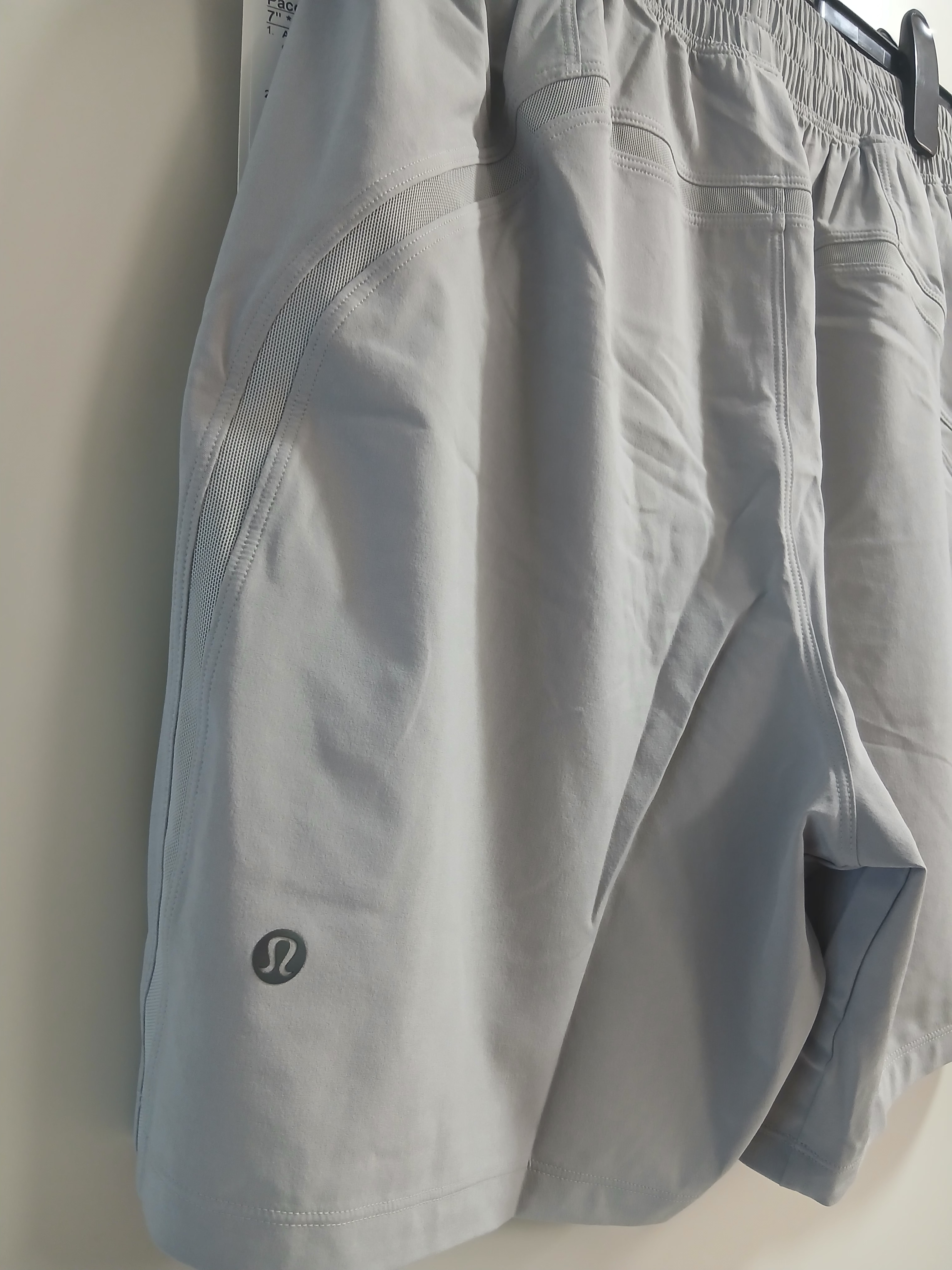 Lululemon Pace Breaker Linerless Shorts 7 Inch Black 착용 스타일 - 5
