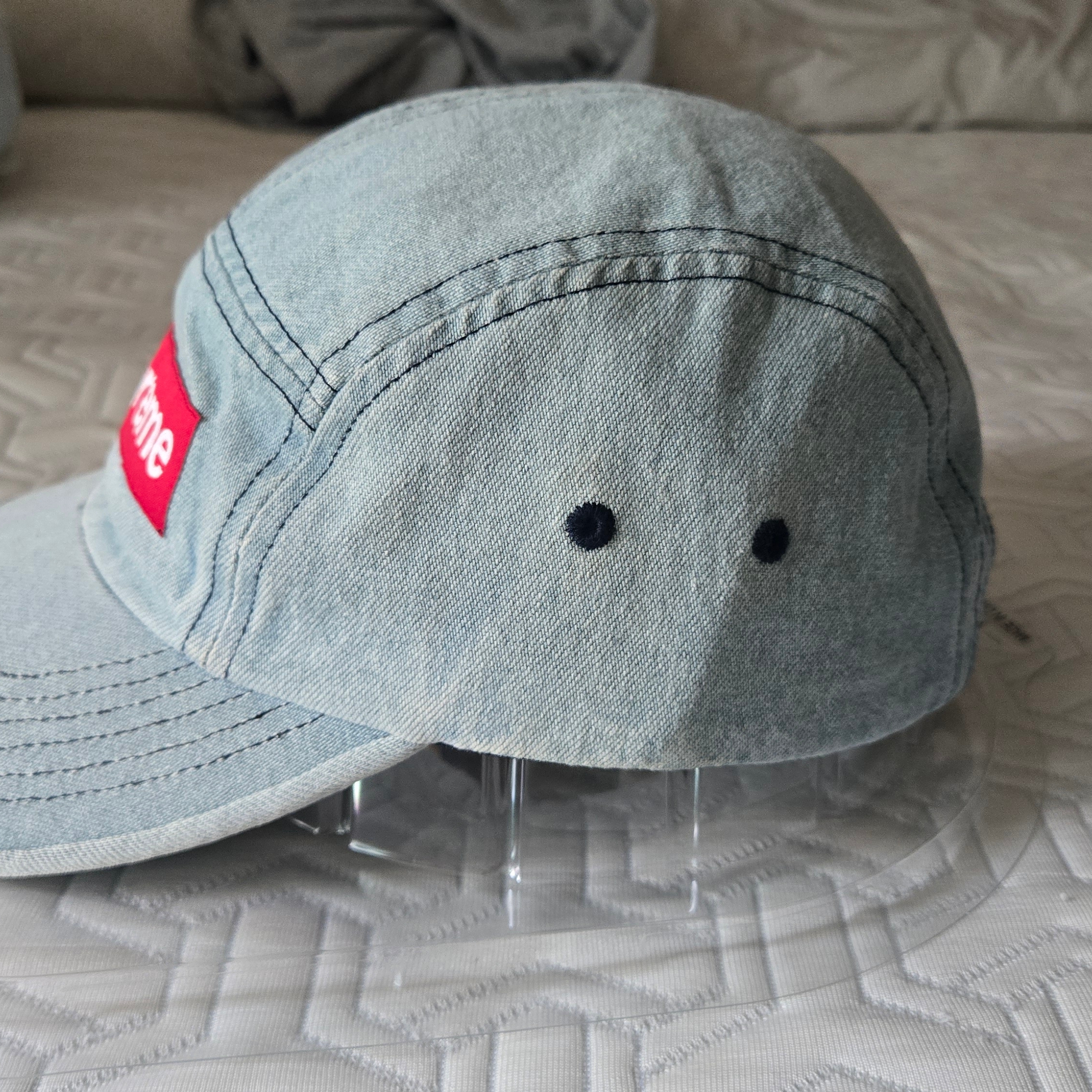 Supreme Denim Camp Cap Washed Blue - 22FW 착용 스타일 - 3