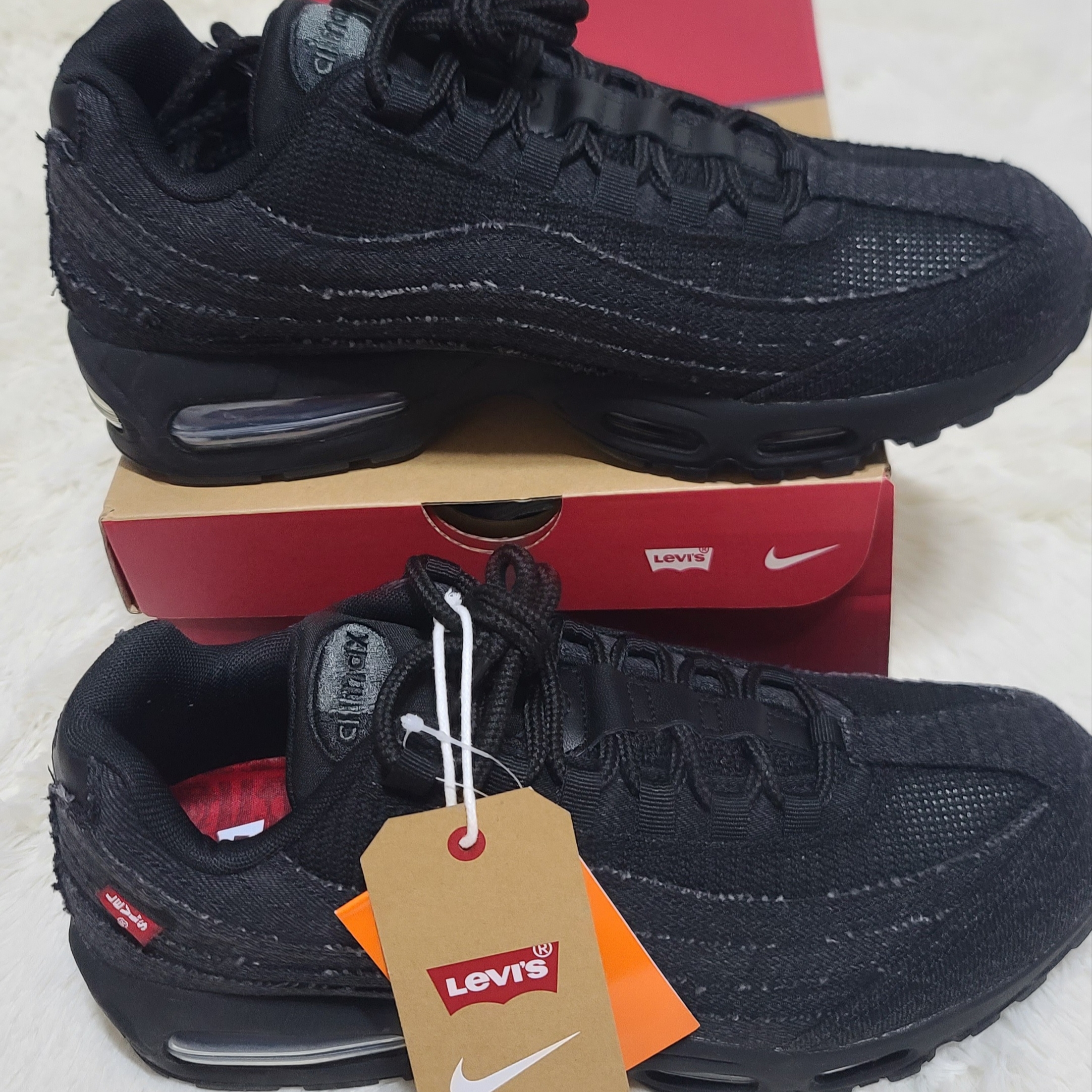 Nike x Levi's Air Max 95 Black 착용 스타일 - 1