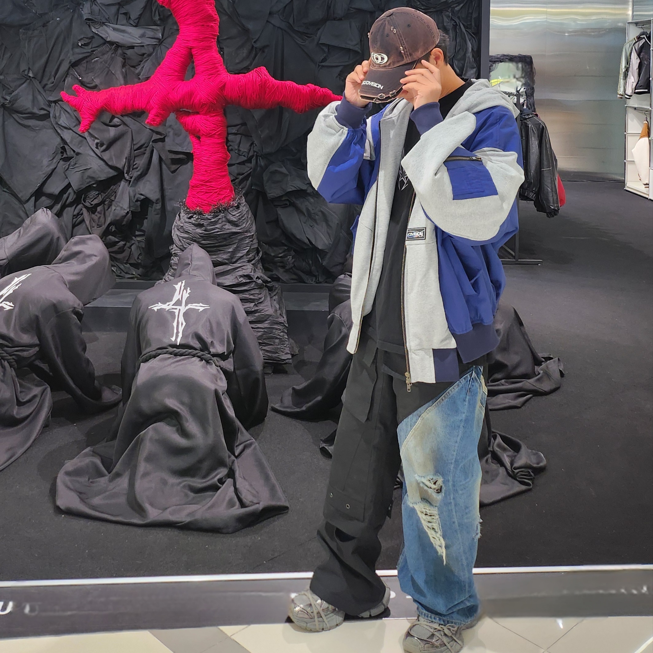 [KREAM 단독] Civision by CSC Remake Hooded Blouson Blue 착용 스타일 - 1