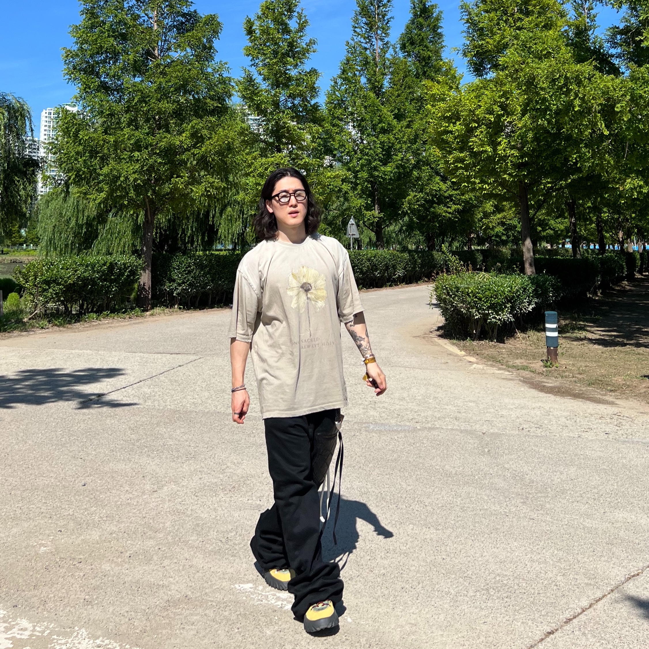 Oakley Factory Team Suede Flesh Edge Boots Yellow 착용 스타일 - 2