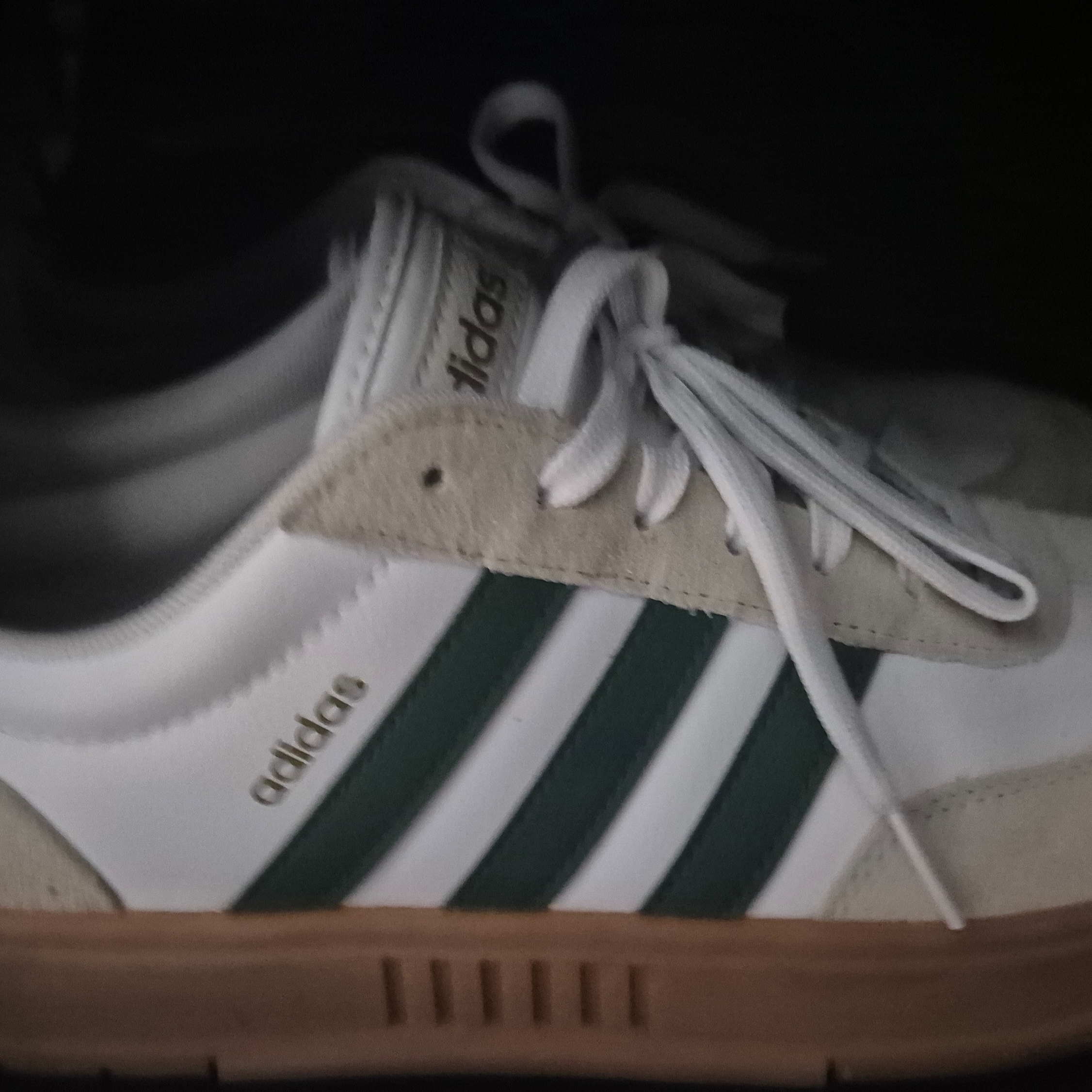 Adidas Gradas Collegiate Green 착용 스타일