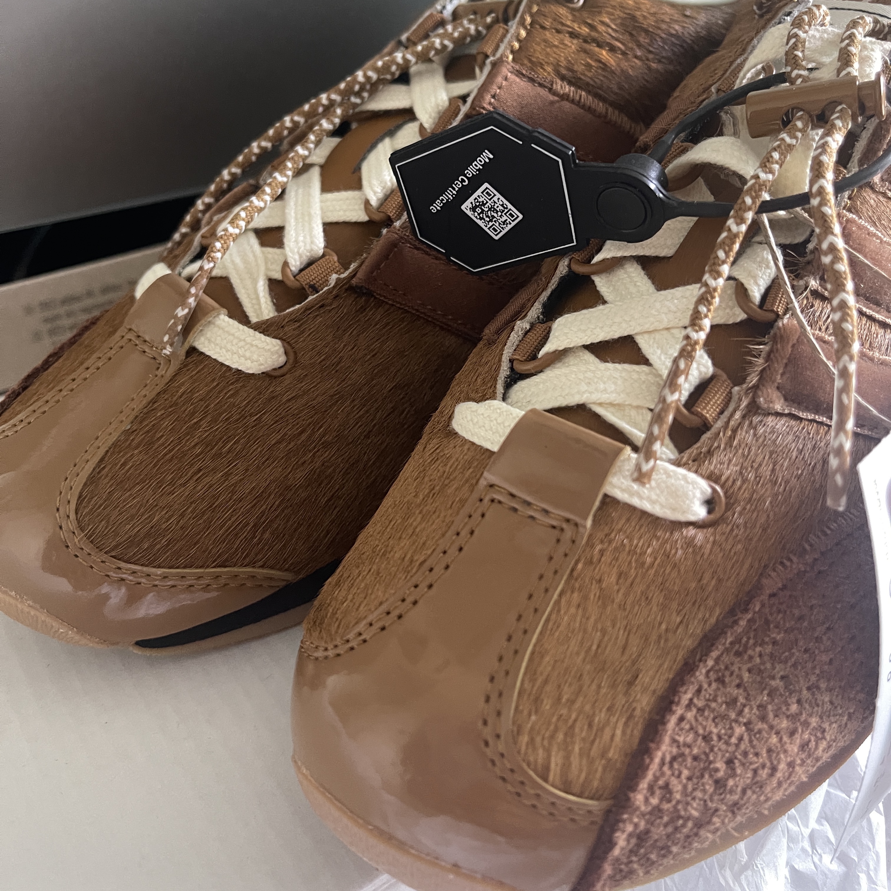 Adidas x Song for the Mute Country OG Bronze Strata Wild Brown 착용 스타일 - 1