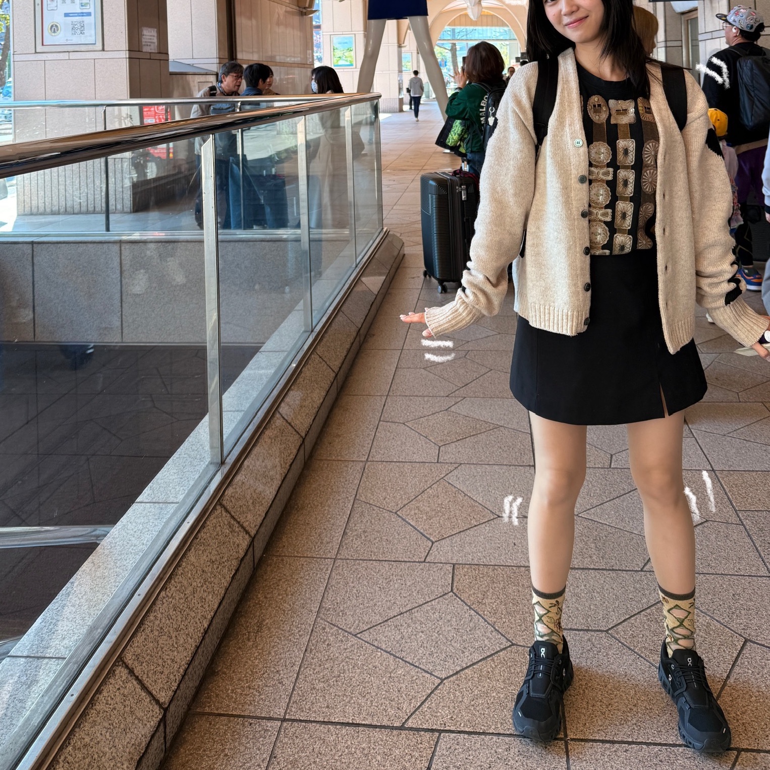 Kapital 20 Crew T-Shirt Black, Kapital 5G Wool Bone Short Cardigan Kinari 착용 스타일 - 3