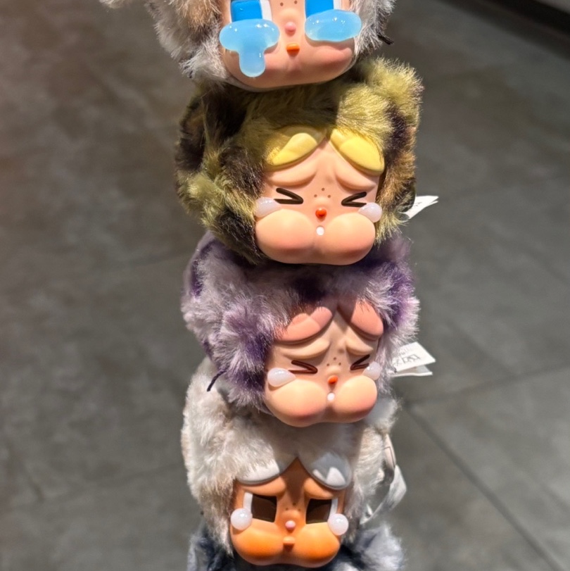 Pop Mart Crybaby Wild But Cutie Series Vinyl Plush Pendant (6 Blind Boxes) 착용 스타일 - 1