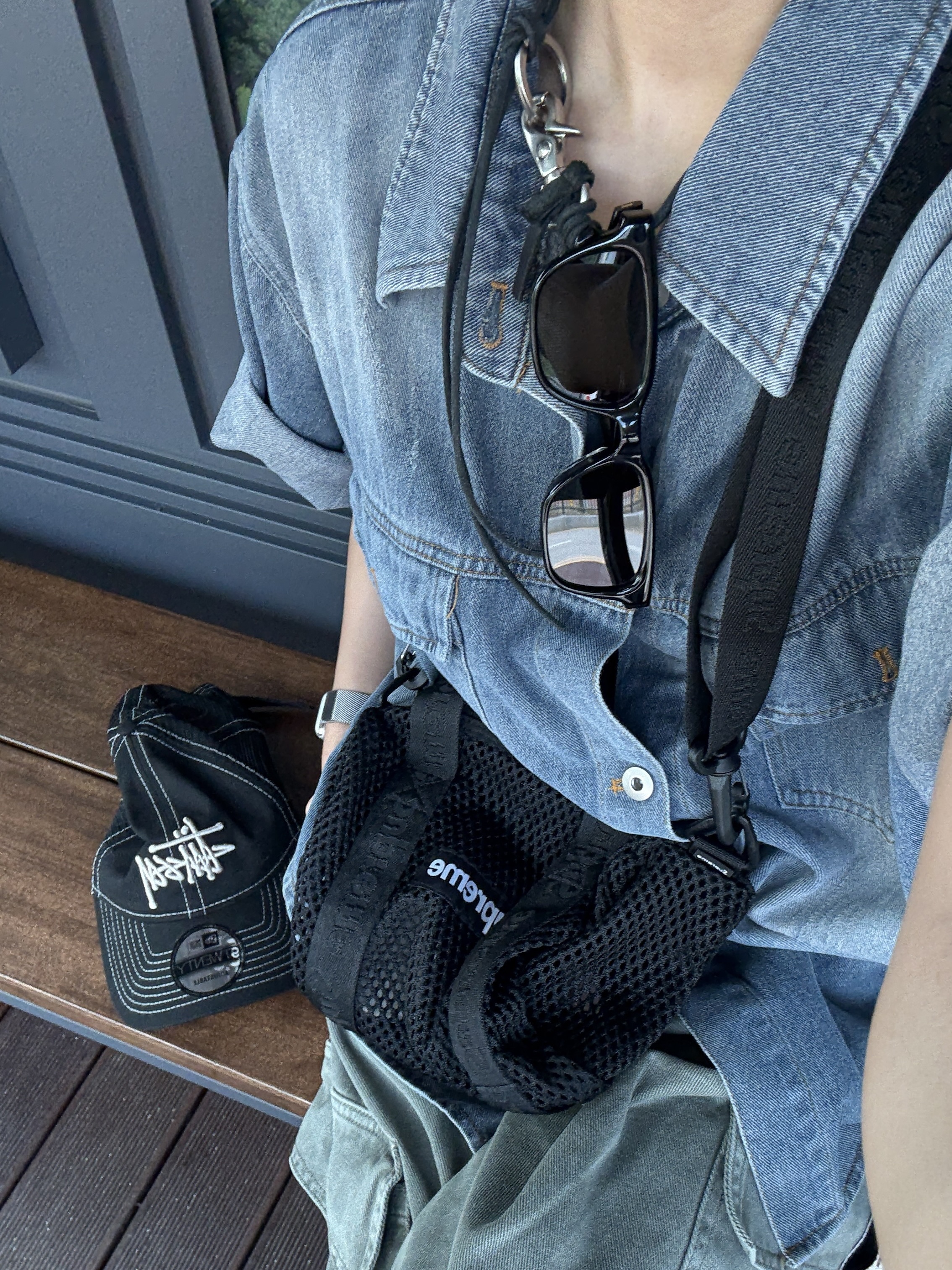 Gentle Monster x Maison Margiela MM110 Black Black, Our Legacy Ladon Leather Keychain Black 착용 스타일