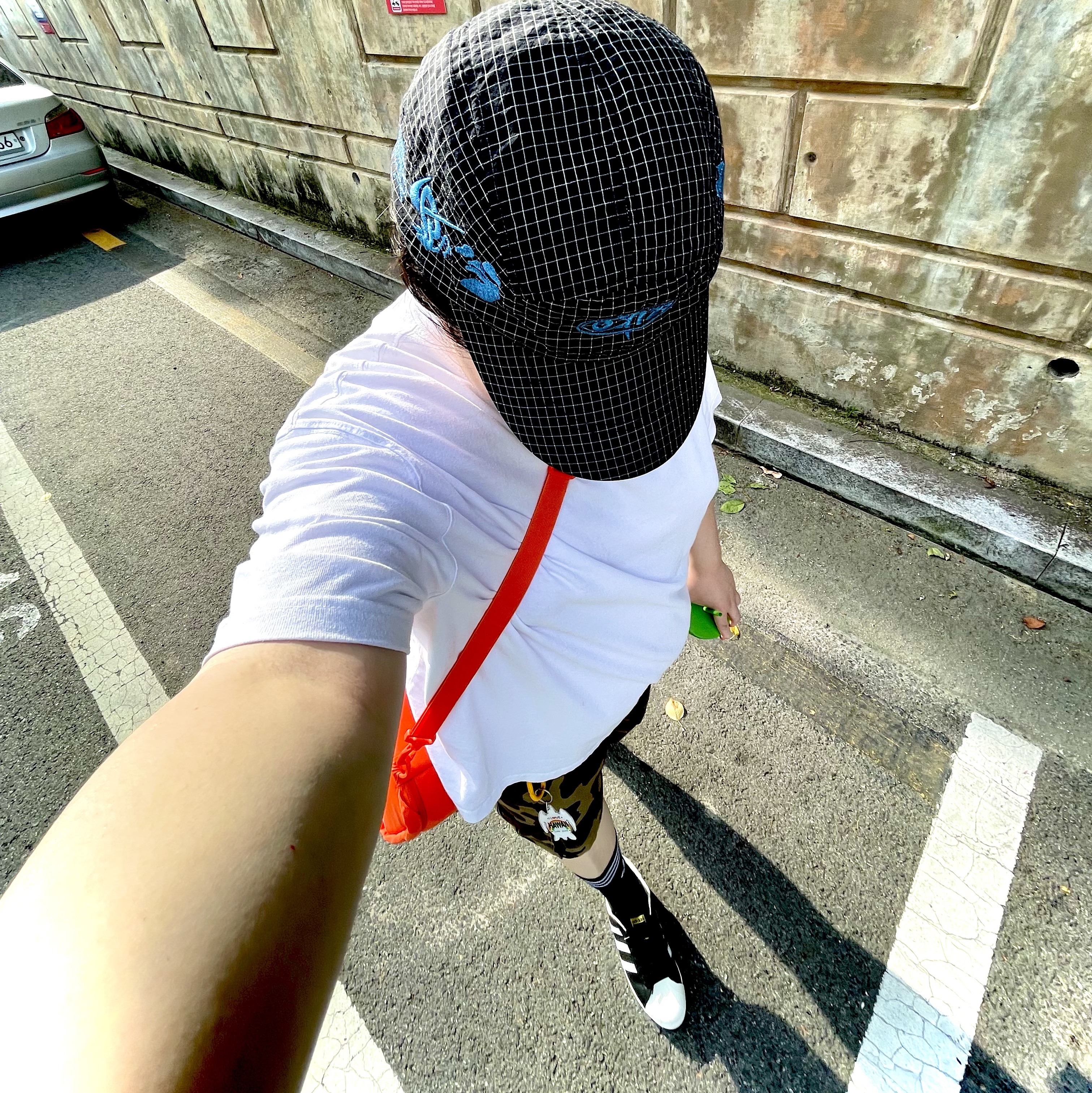Nike x Off-White NRG Hat Black, Adidas Superstar 82 FI Core Black 착용 스타일