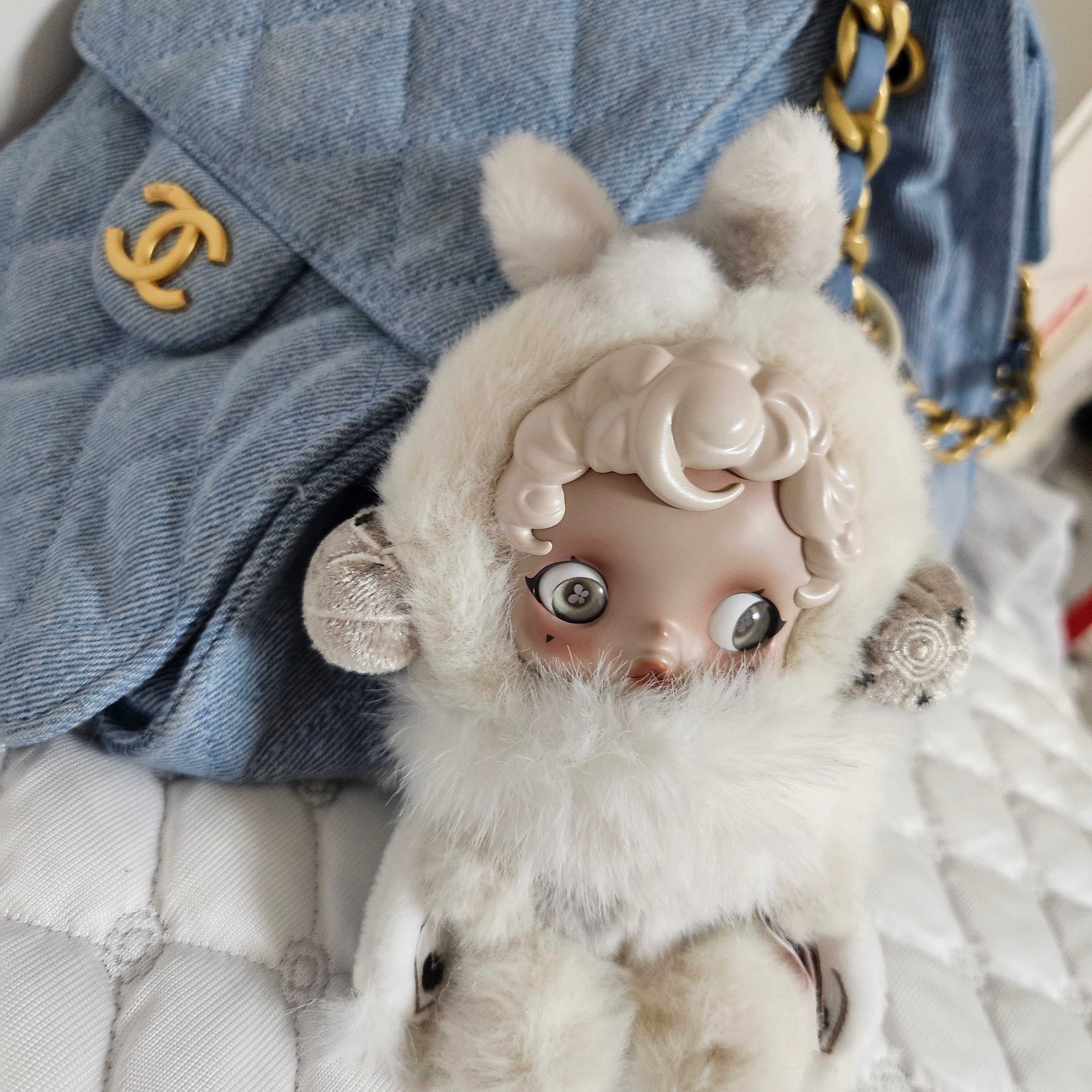 Pop Mart Skullpanda L’Impressionnisme Series Plush Doll Mist (Opened Case) 착용 스타일