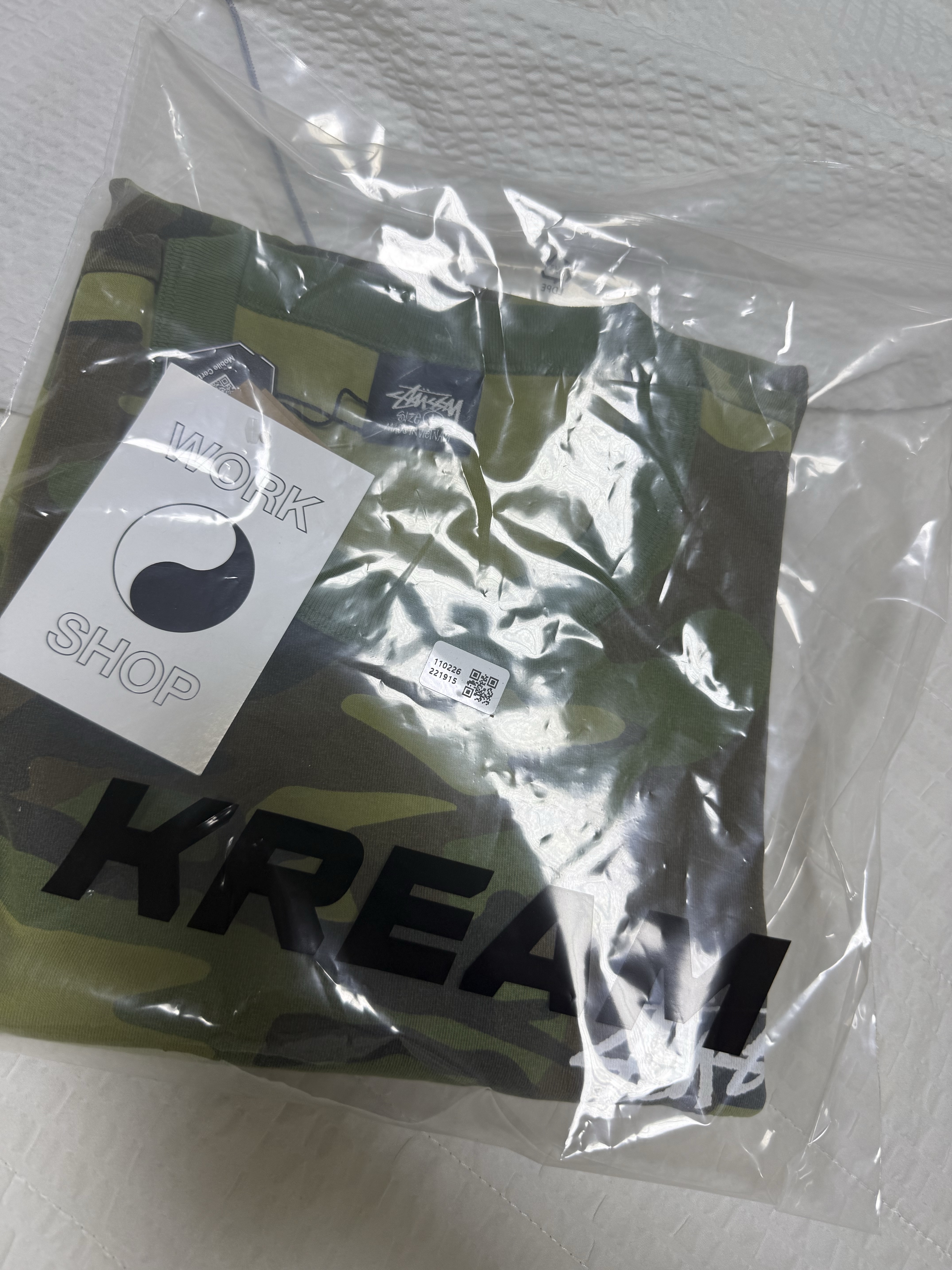 Stussy x Our Legacy Work Shop Surfman Pigment Dyed T-Shirt Camo 착용 스타일