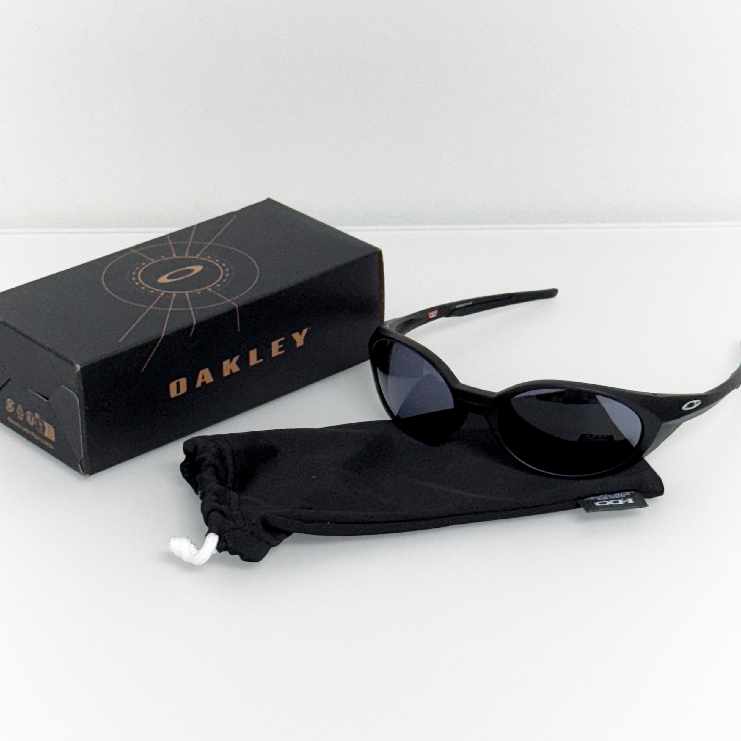 Oakley Eye Jacket Redux Matte Black Frame Prizm Grey Lenses High Bridge Fit 착용 스타일