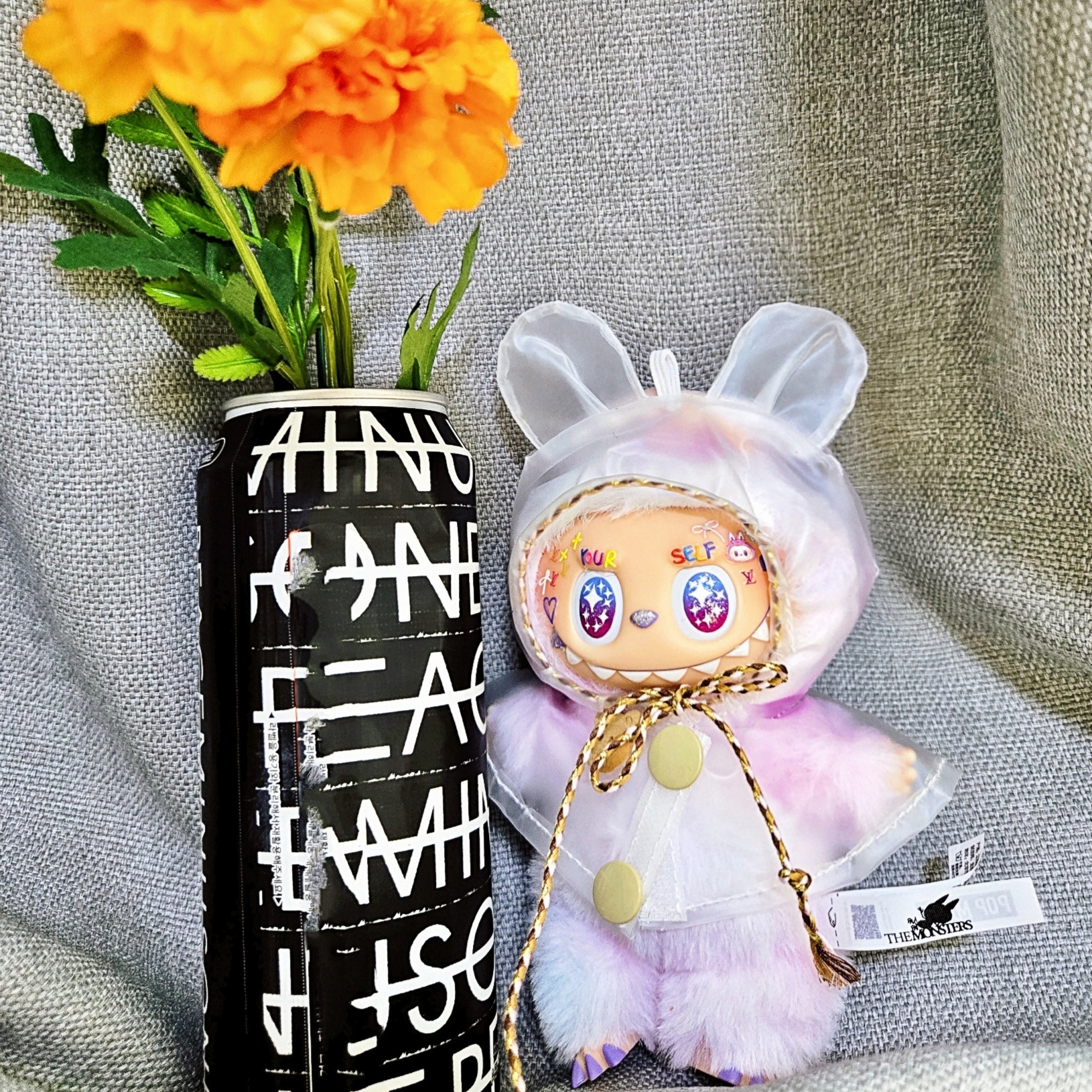 Pop Mart Labubu The Monsters Highlight Series Luck Keyring (Opened Case) 착용 스타일