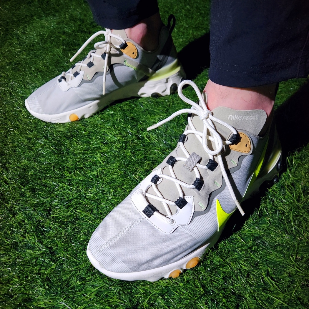 Nike React Element 55 Spruce Volt 착용 스타일 - 2