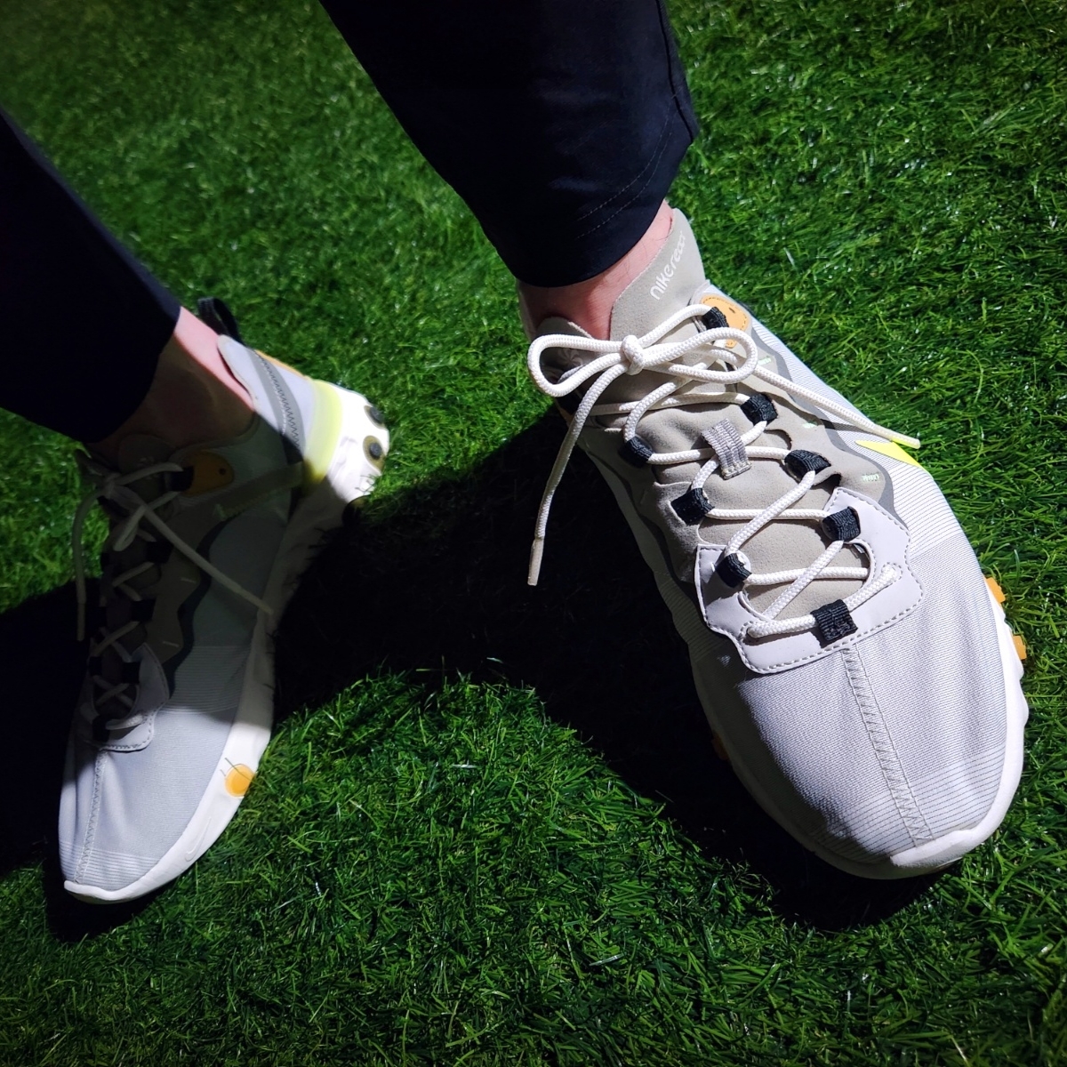 Nike React Element 55 Spruce Volt 착용 스타일 - 1