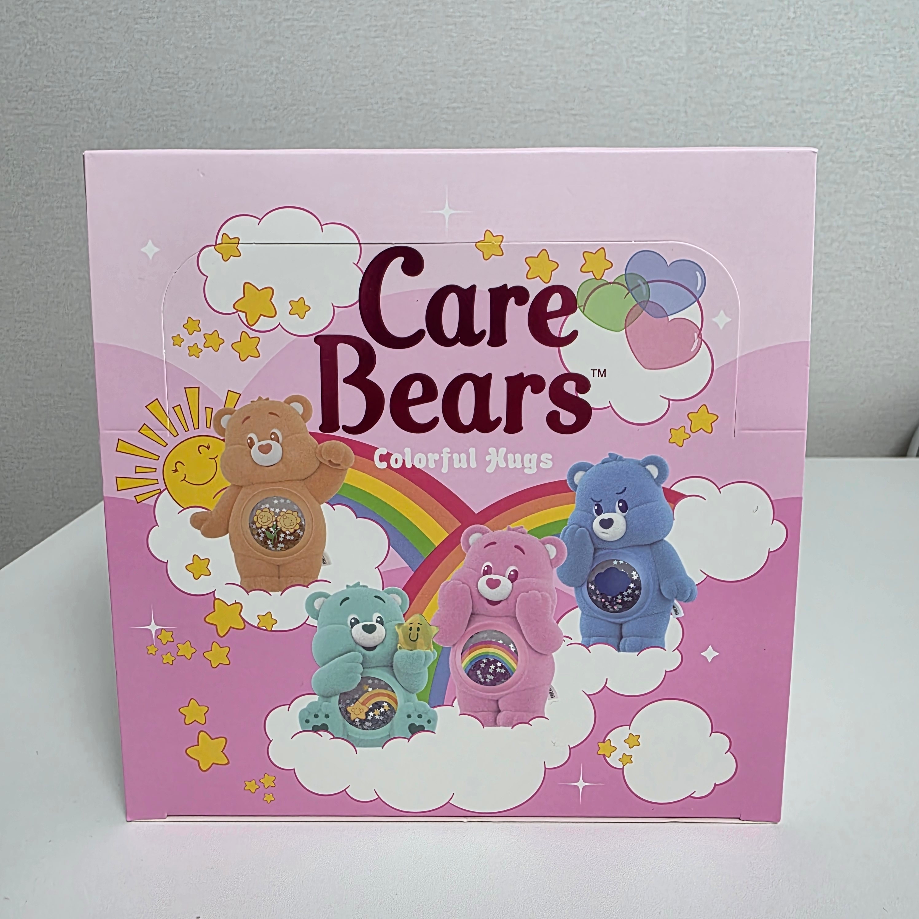 Pop Mart Care Bears Colorful Hugs Series Figures (9 Blind Boxes) 착용 스타일