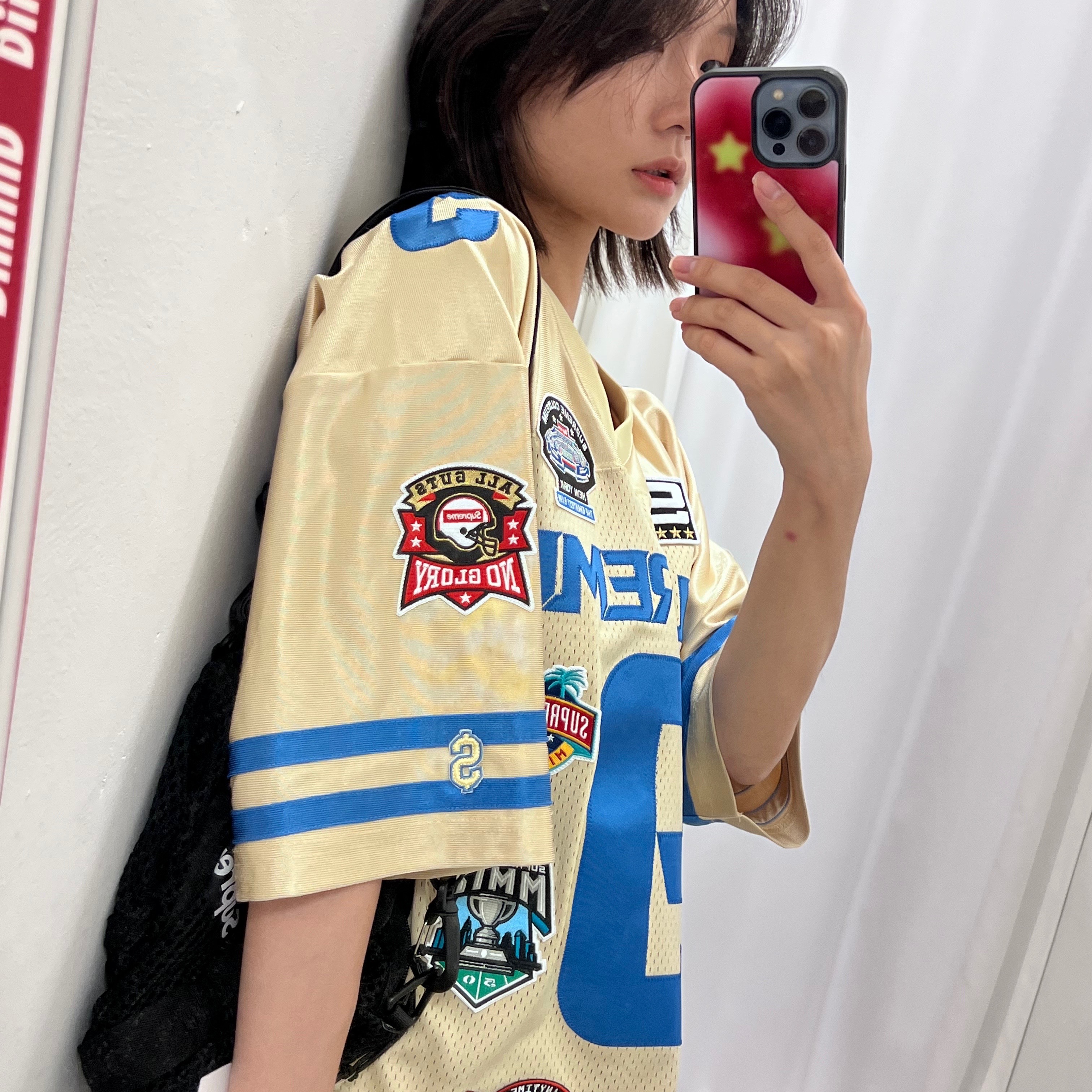 Supreme Bandana Football Jersey White - 25SS, Supreme x Umbro Soccer Shorts Light Blue - 22SS 착용 스타일 - 9