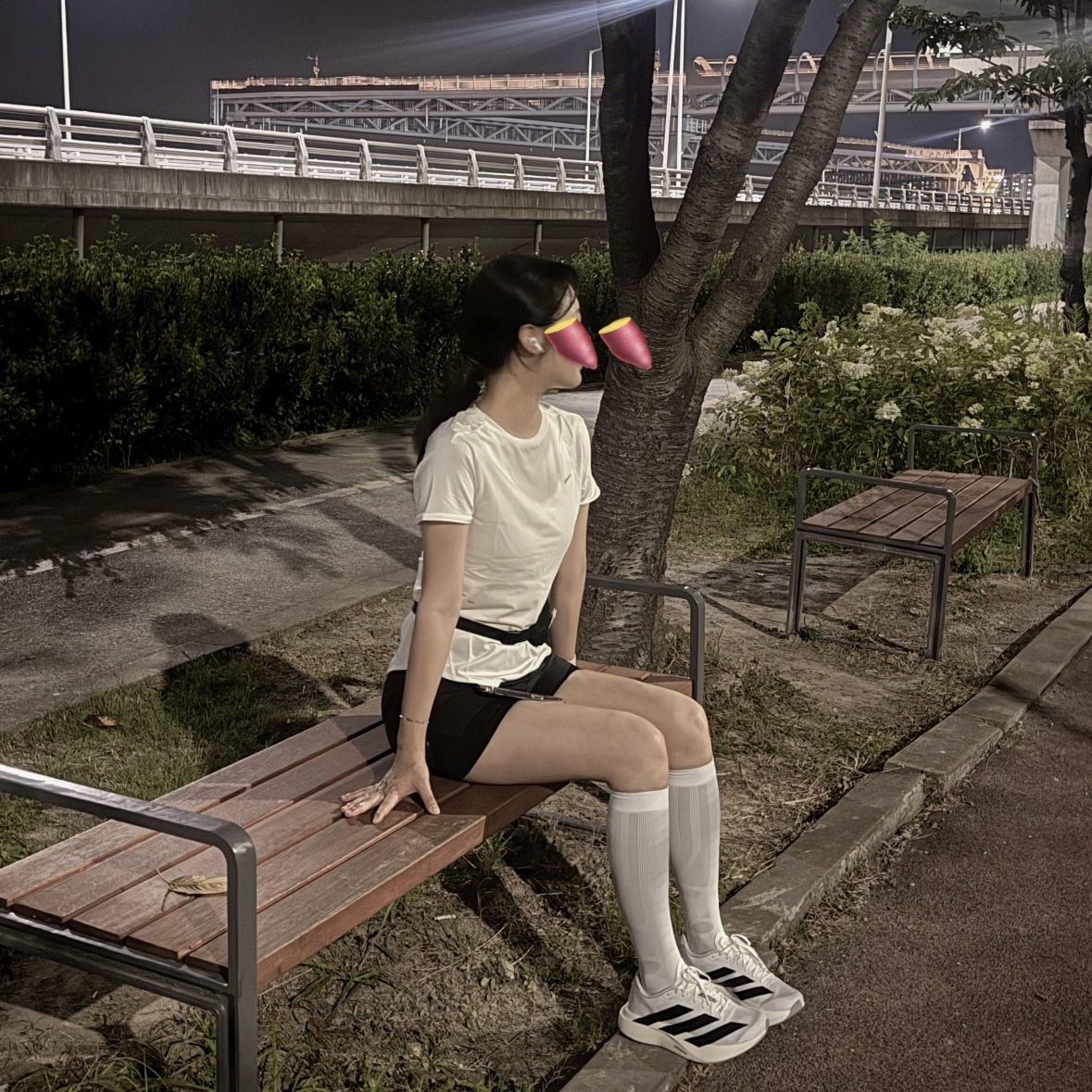 (W) Adidas Adizero EVO SL Cloud White Core Black, Salomon Active Sling Belt Black 착용 스타일 - 1