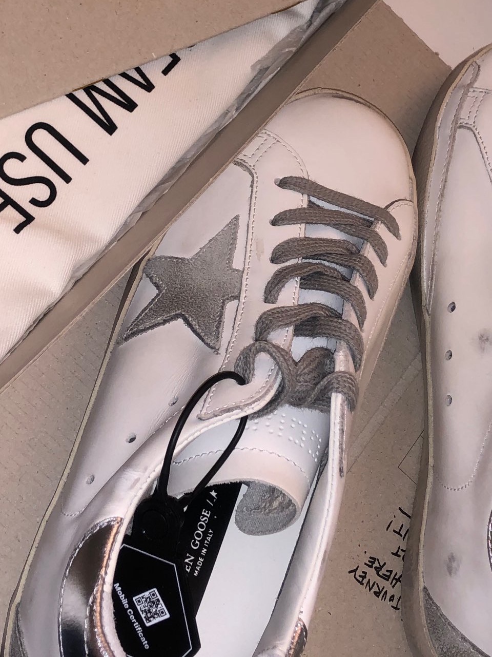 (W) Golden Goose Superstar White Silver Heel Tab Sneakers 착용 스타일