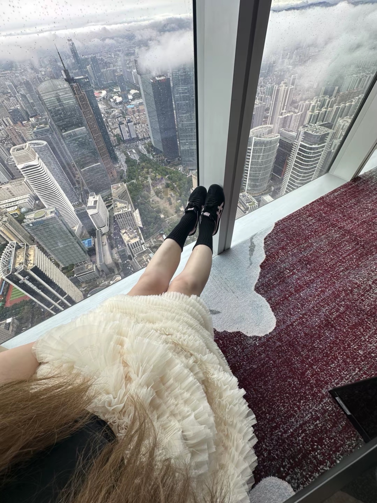 (W) Onitsuka Tiger Tokuten Black Pink, Onitsuka Tiger Mexico 66 Black Dragon Fruit 착용 스타일 - 4