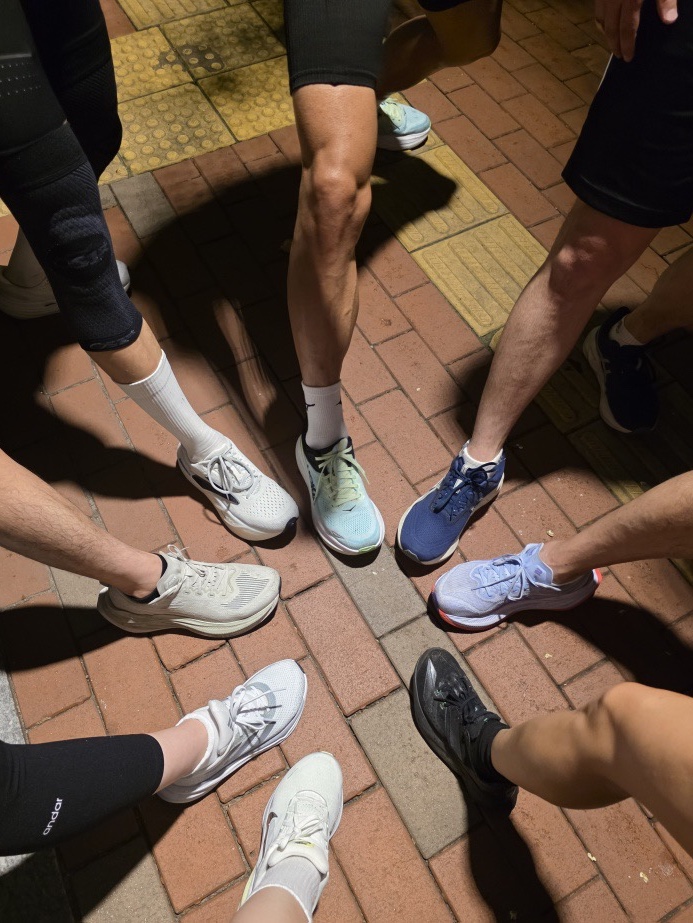 Asics Superblast 2 Blue Fade Edo Purple, Asics Superblast 2 Lake Grey White Sage 착용 스타일