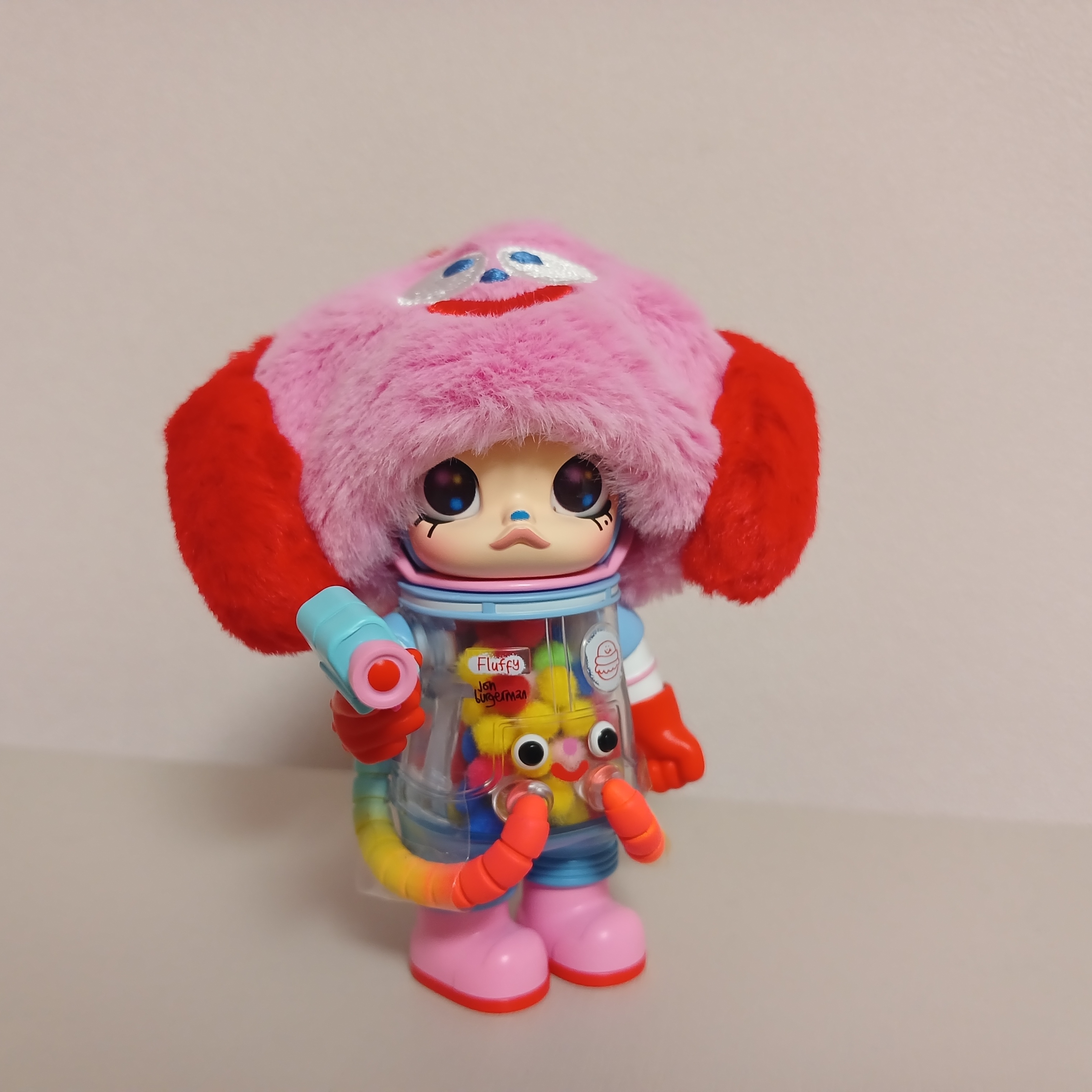 Pop Mart Mega Space Molly 100% Series4 Jon Burgerman (Opened Case) 착용 스타일