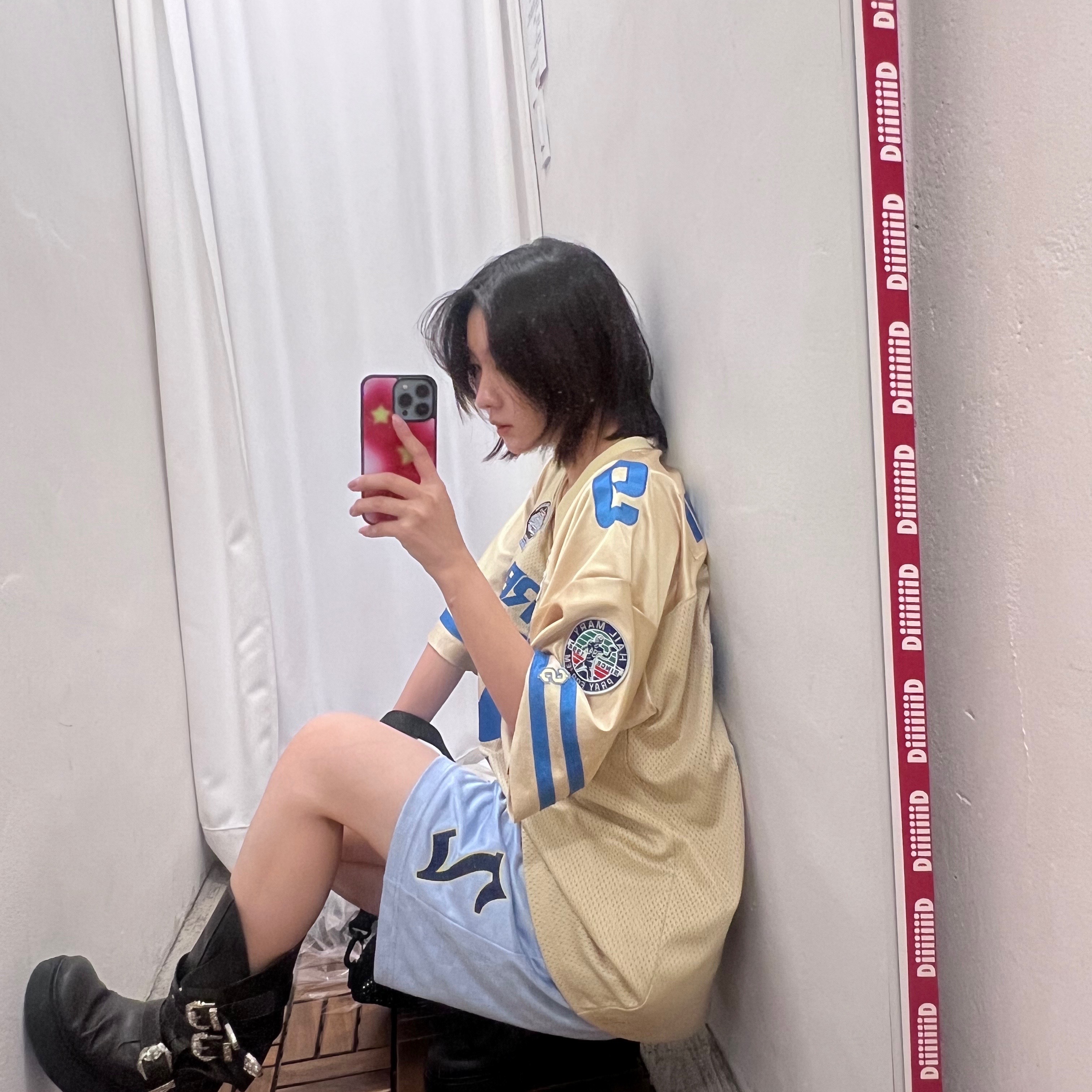 Supreme Bandana Football Jersey White - 25SS, Supreme x Umbro Soccer Shorts Light Blue - 22SS 착용 스타일 - 3