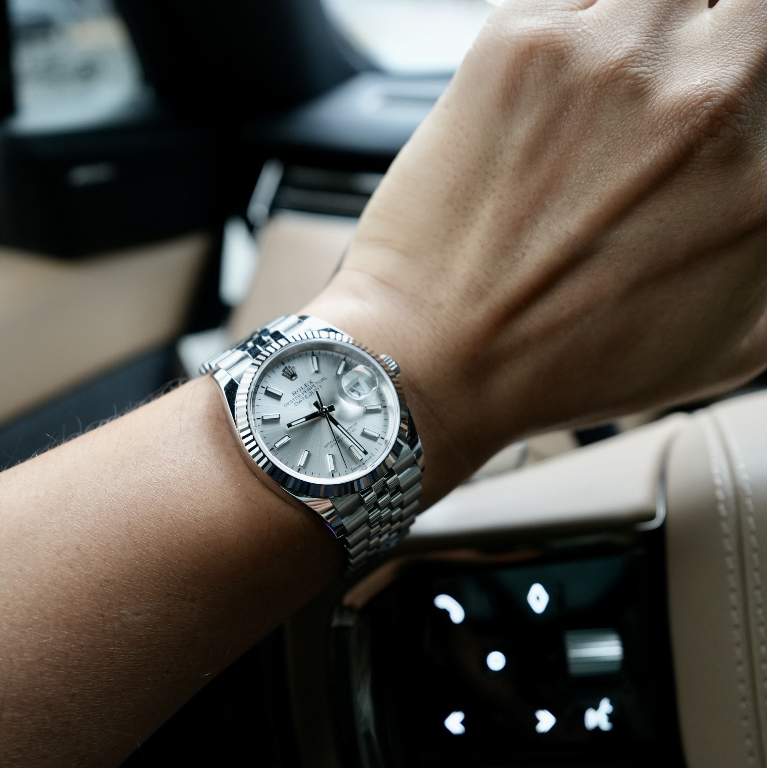 Rolex Datejust 36mm 126234 Silver Jubilee 착용 스타일
